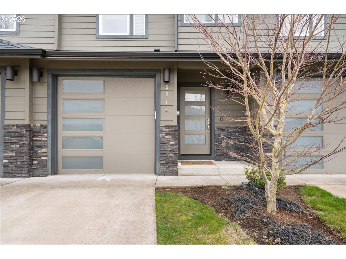 5912 Belknap Springs St Property Photo 1