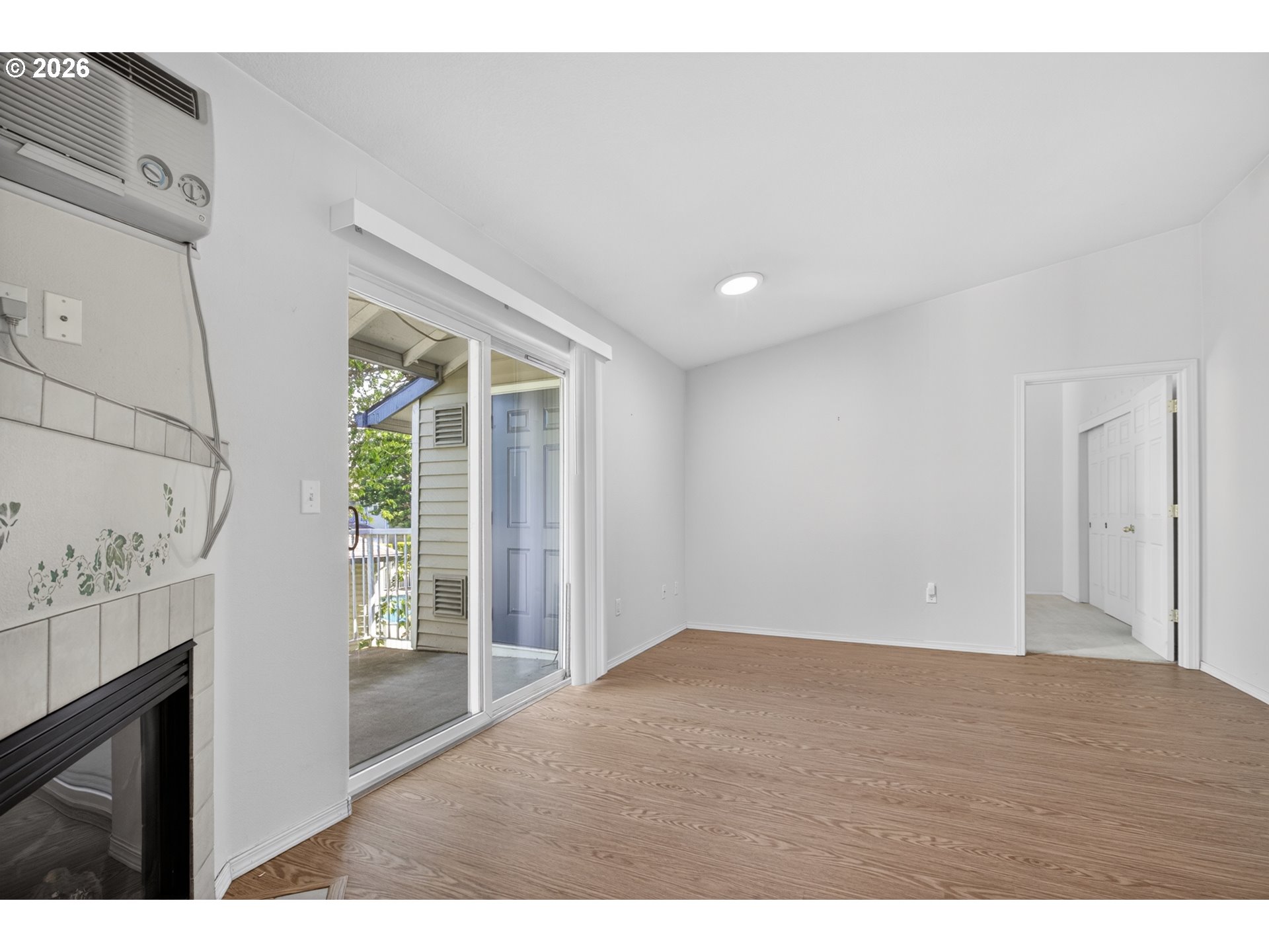 4736 W Powell Blvd 229 Property Photo 5