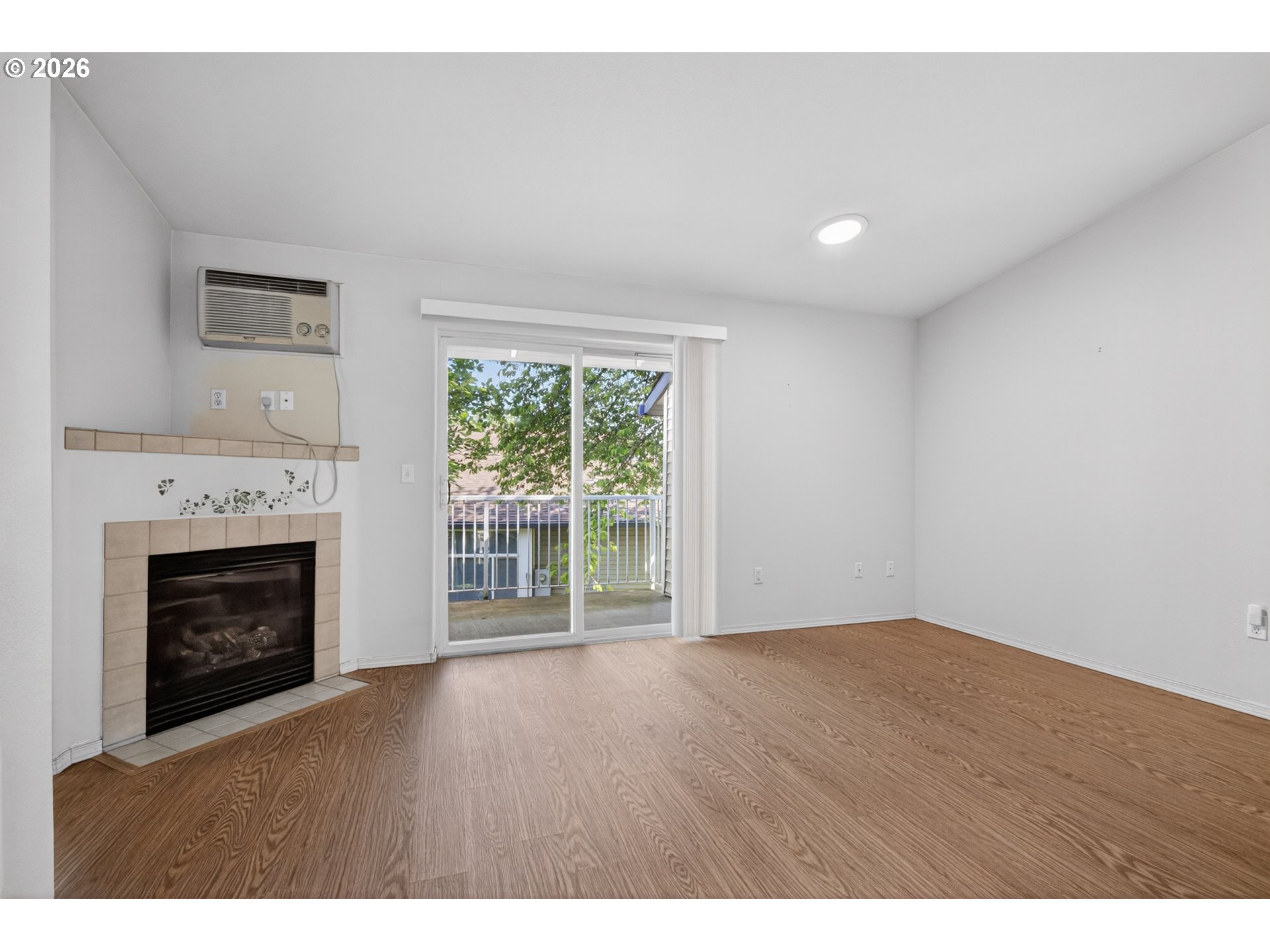 4736 W Powell Blvd 229 Property Photo 6