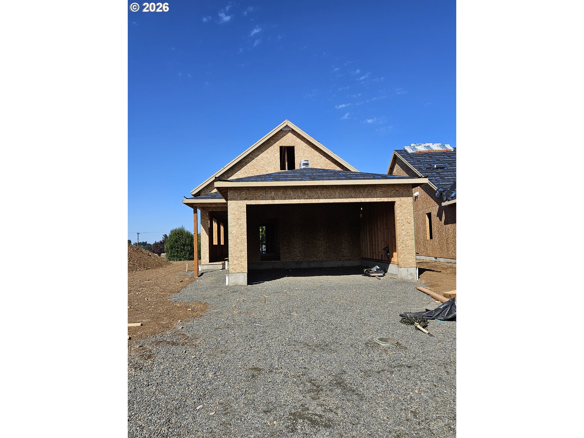 880 Chestnut Way Property Photo 1