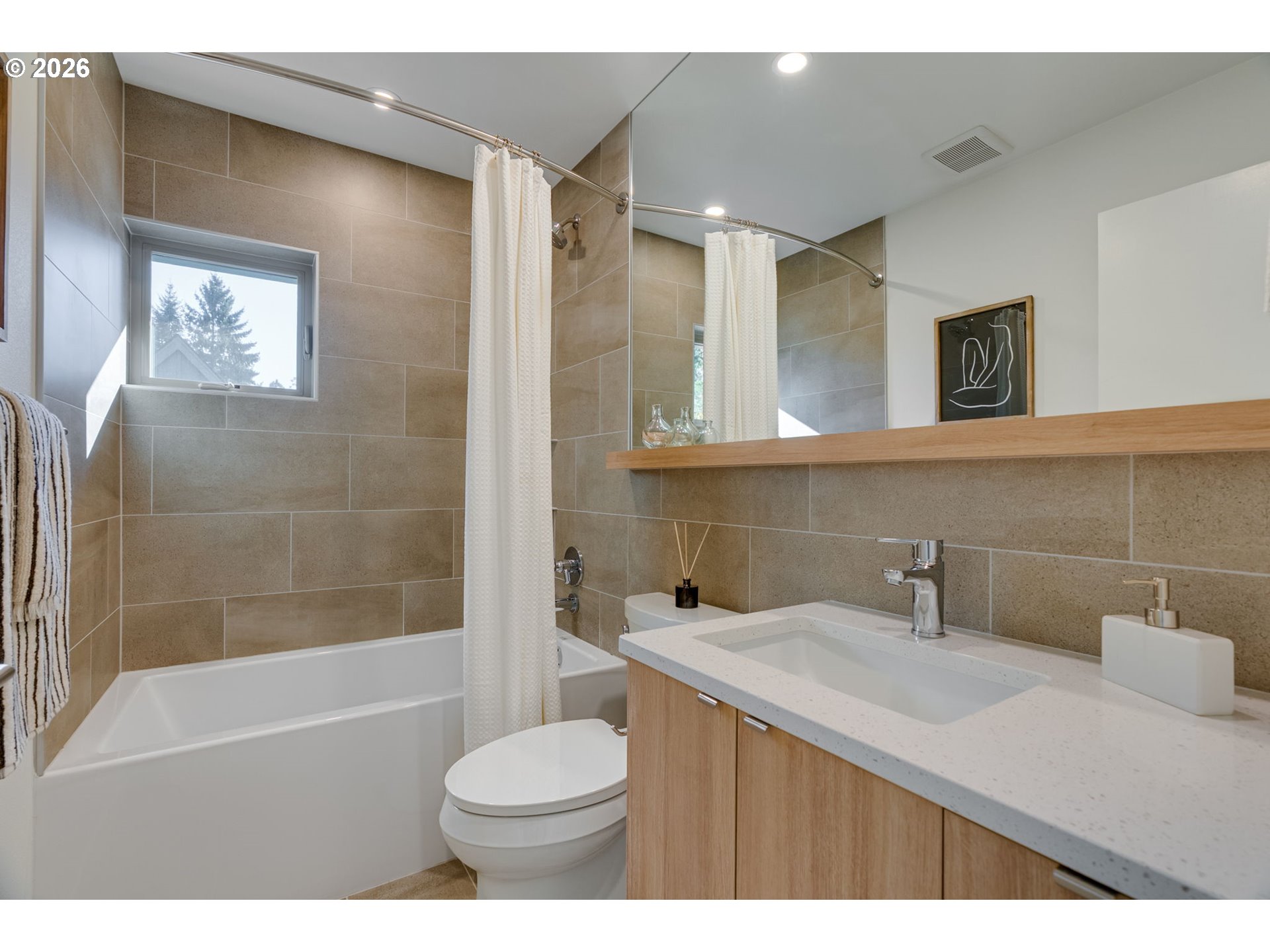 2534 Sw Custer St Property Photo 17