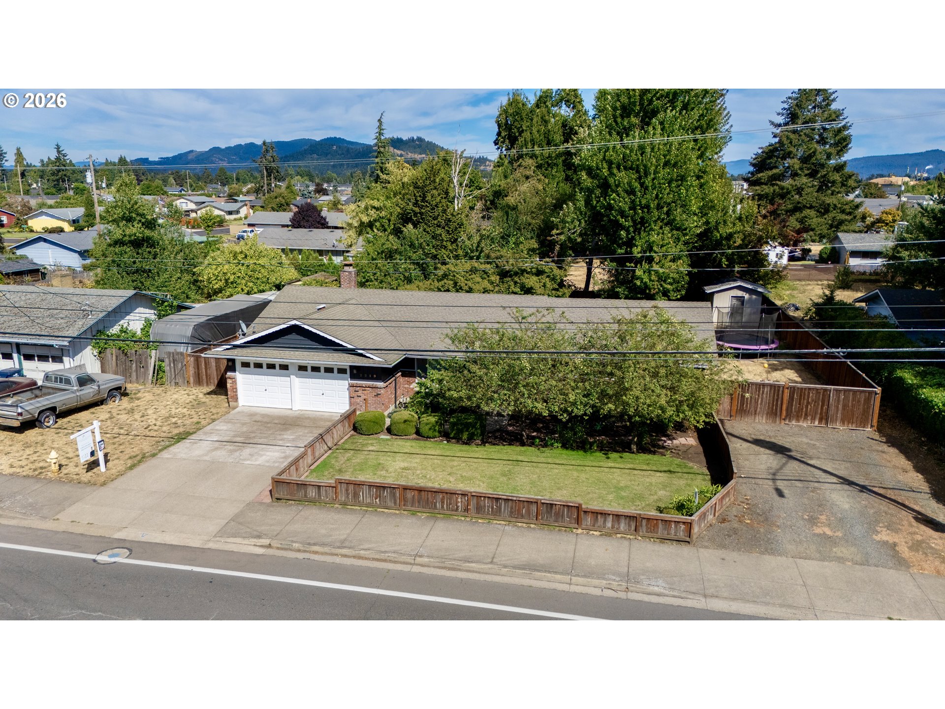 2219 19th St Property Photo 4