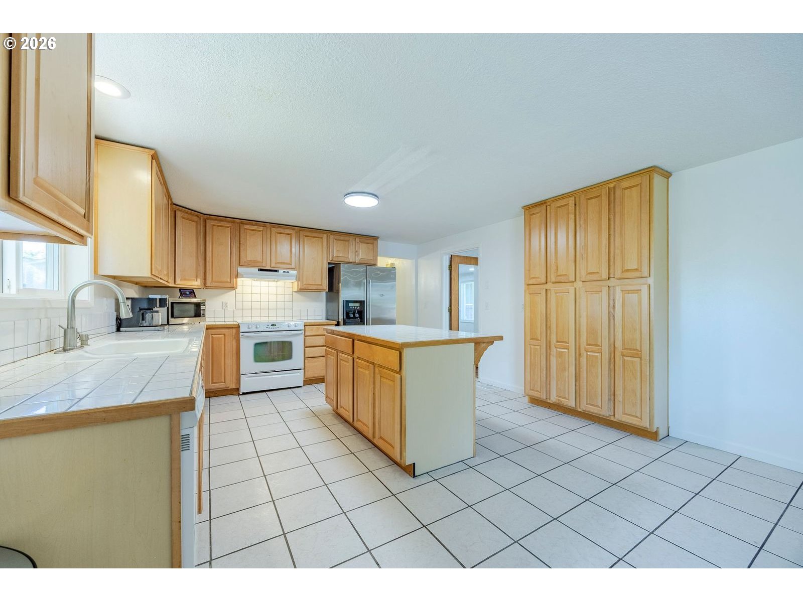 2219 19th St Property Photo 16
