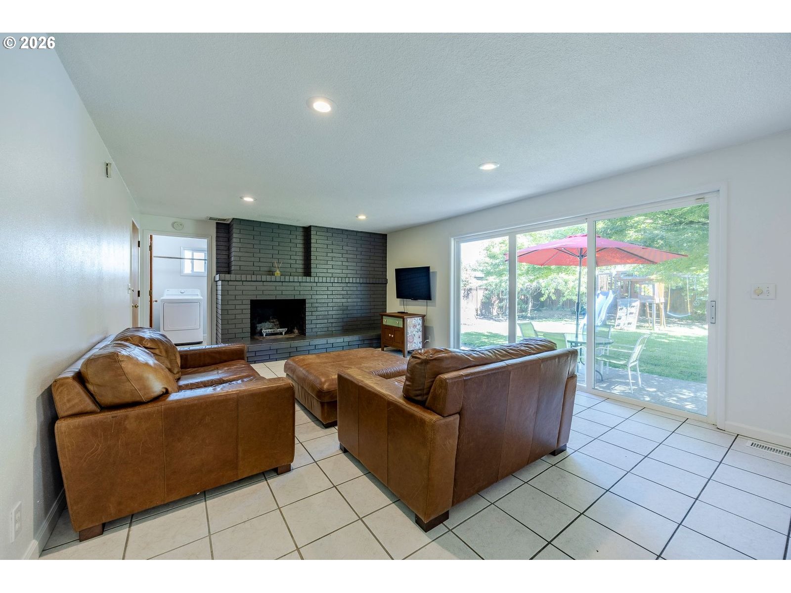 2219 19th St Property Photo 17