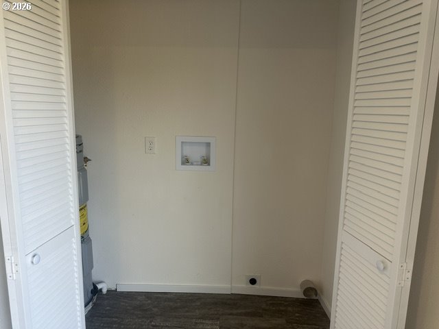 273 Baltimore St Property Photo 11