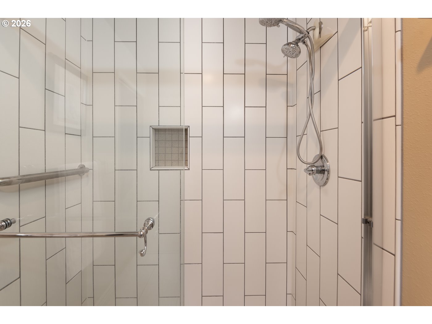 827 E Desperado Trl 202 Property Photo 11