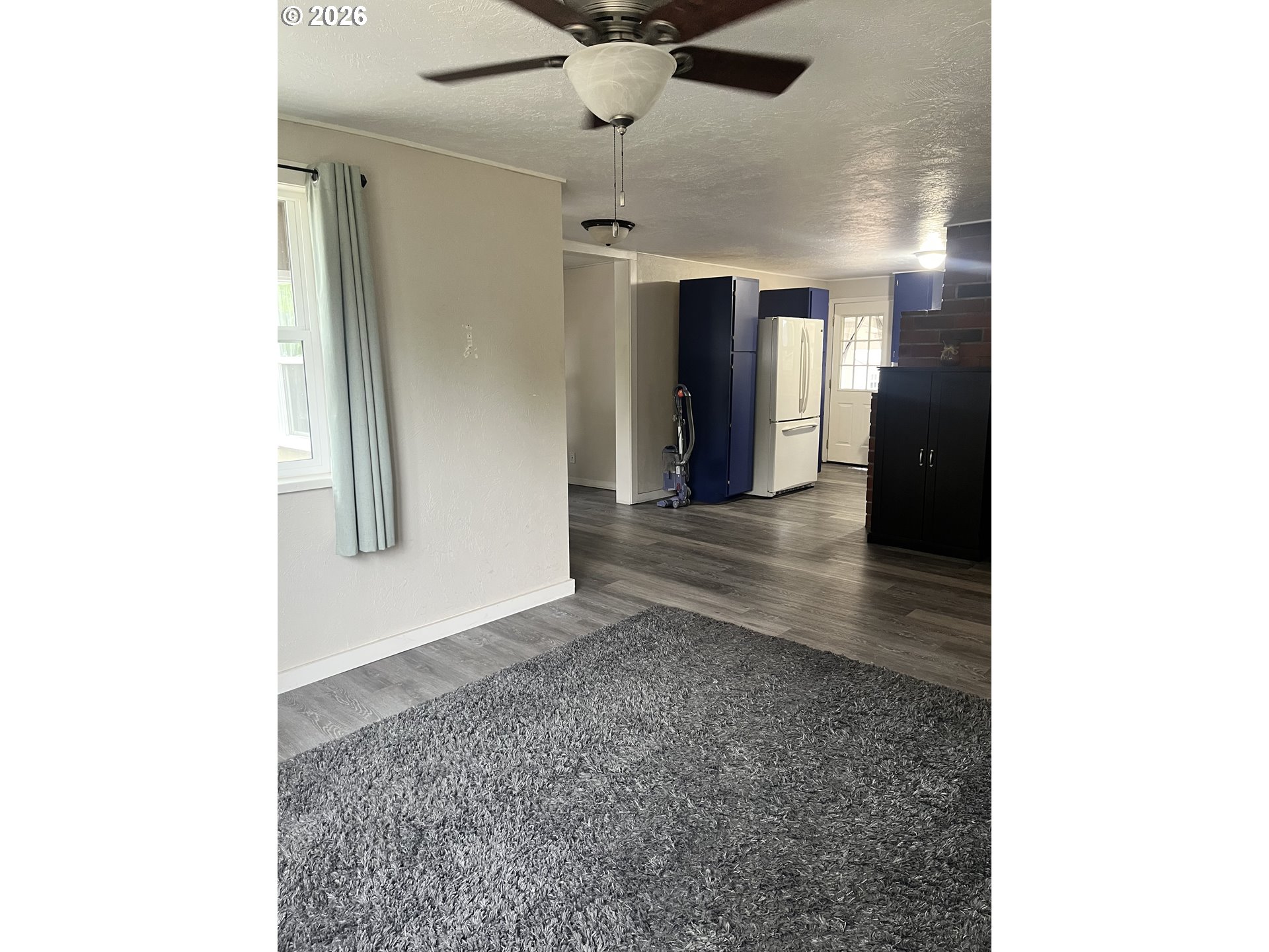 1453 C St Property Photo 4