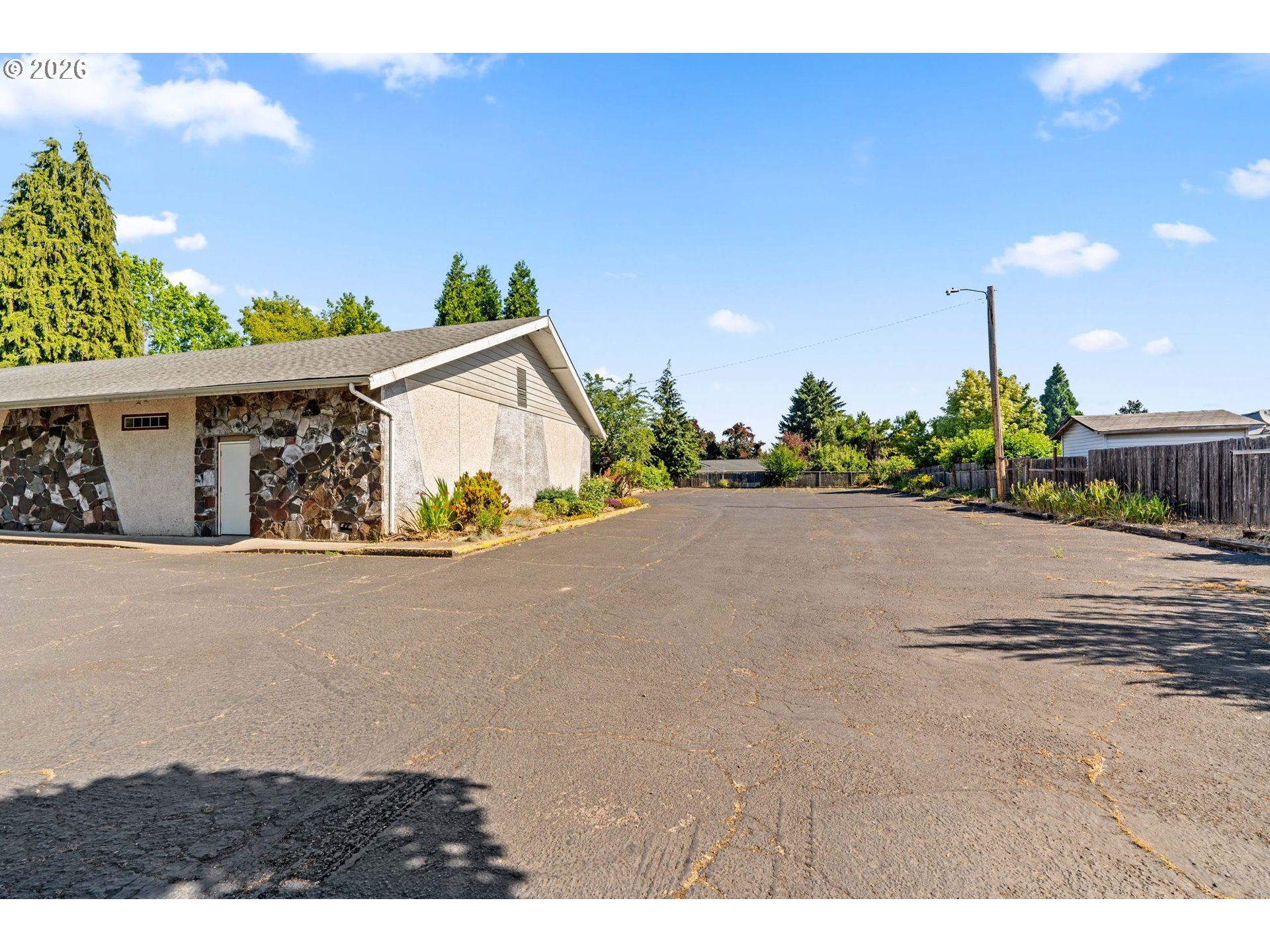 2111 Minnesota St Property Photo 5