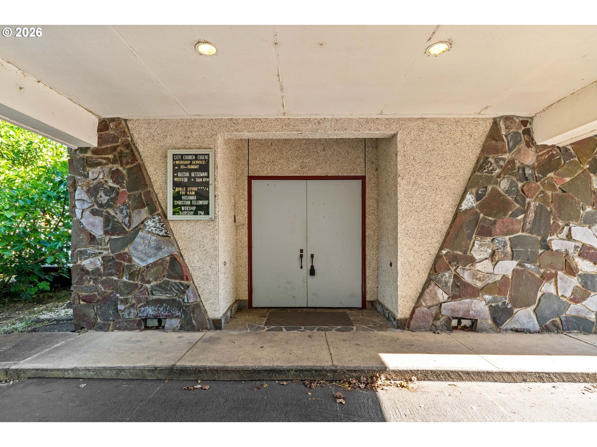 2111 Minnesota St Property Photo 14