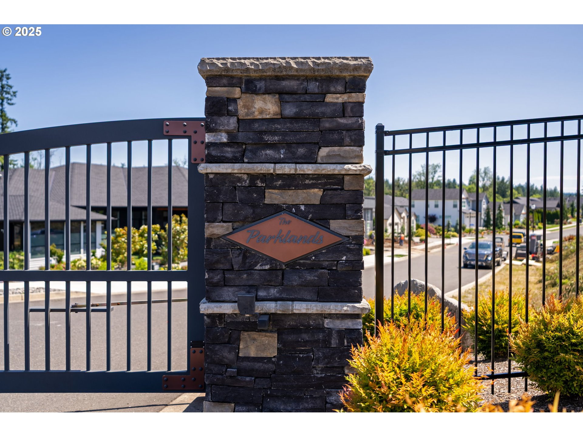 3601 Nw Camas Meadows Dr Property Photo 2