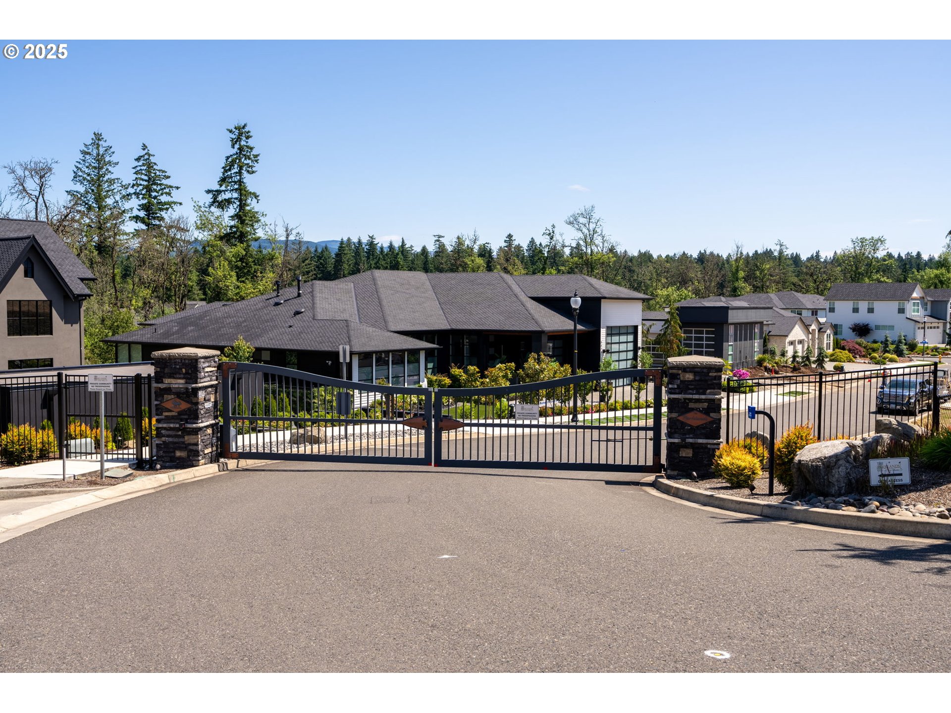 3601 Nw Camas Meadows Dr Property Photo 3