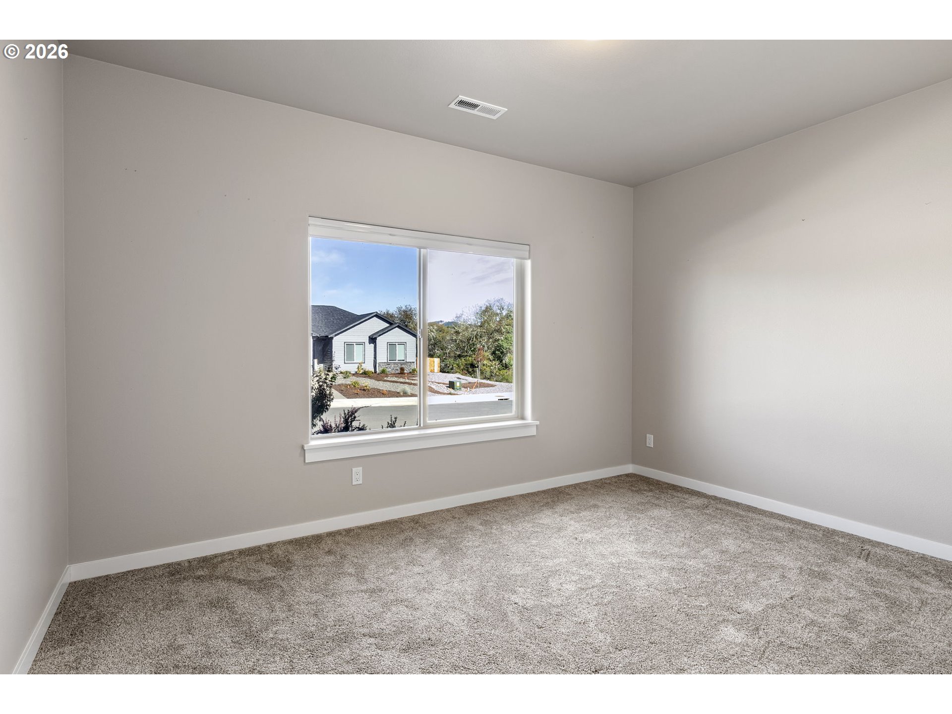 924 Durham Ave Property Photo 26