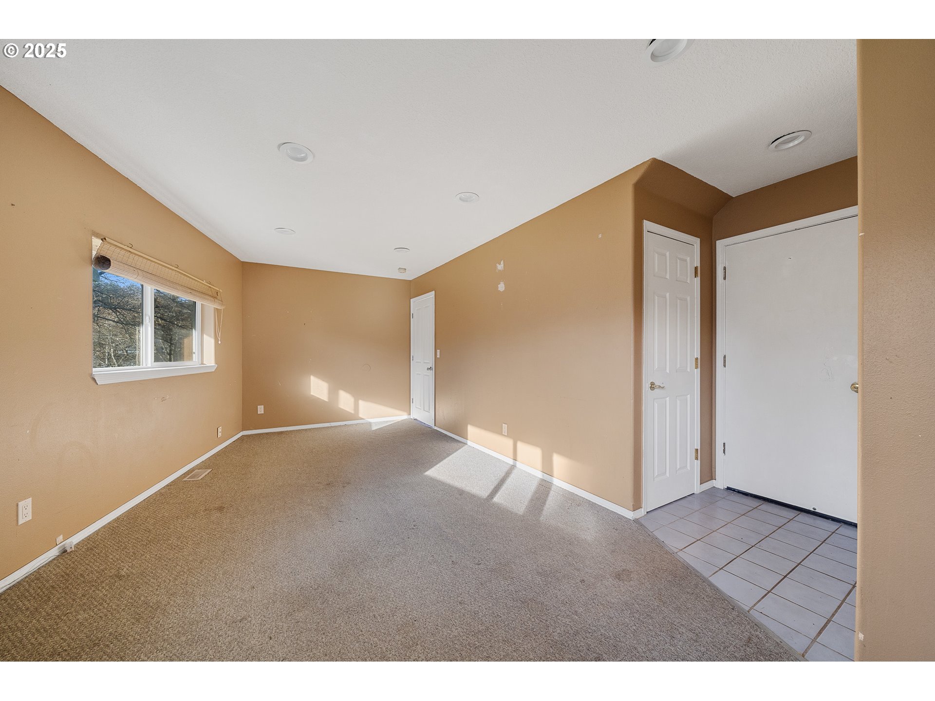 4805 Leonard St Property Photo 25