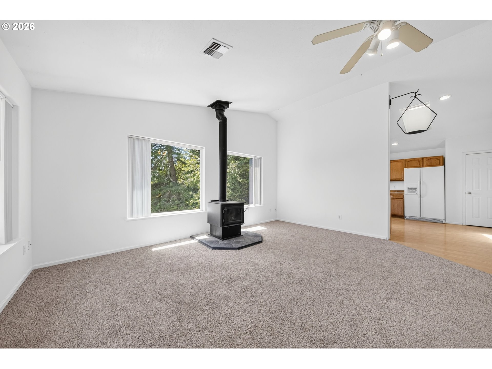 16708 Thompson Rd Property Photo 6