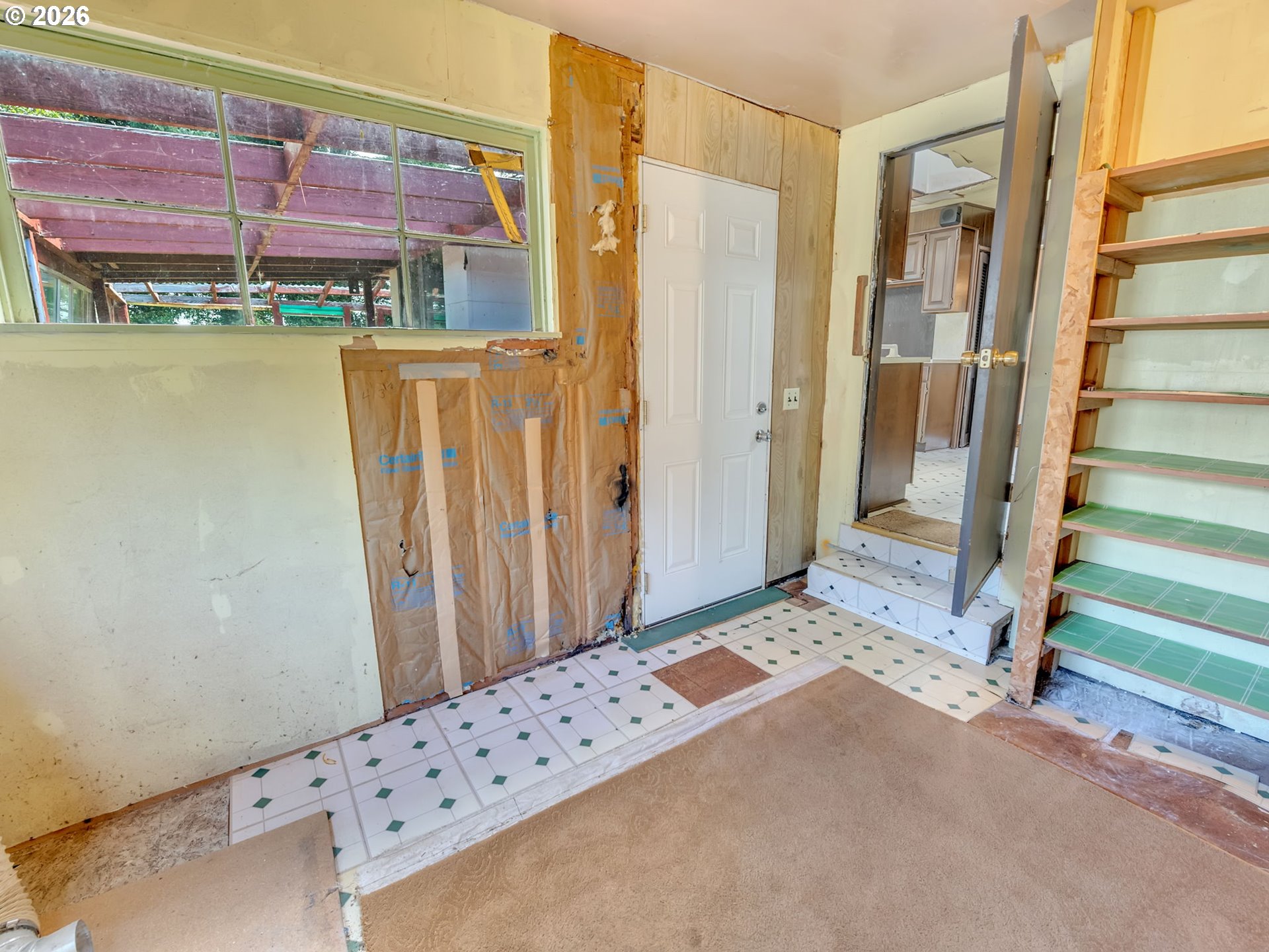1205 2nd Ave Property Photo 5