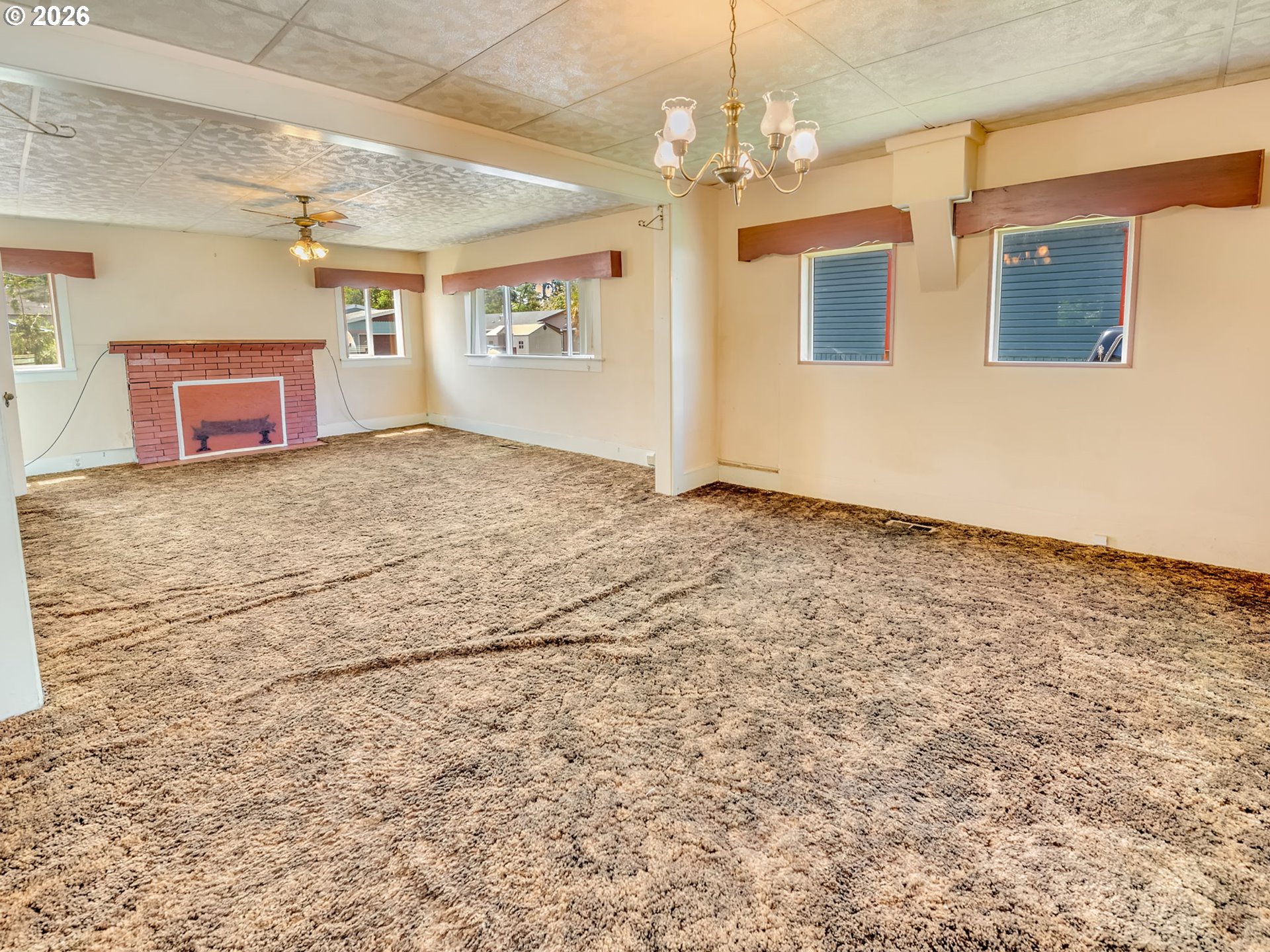 1205 2nd Ave Property Photo 12