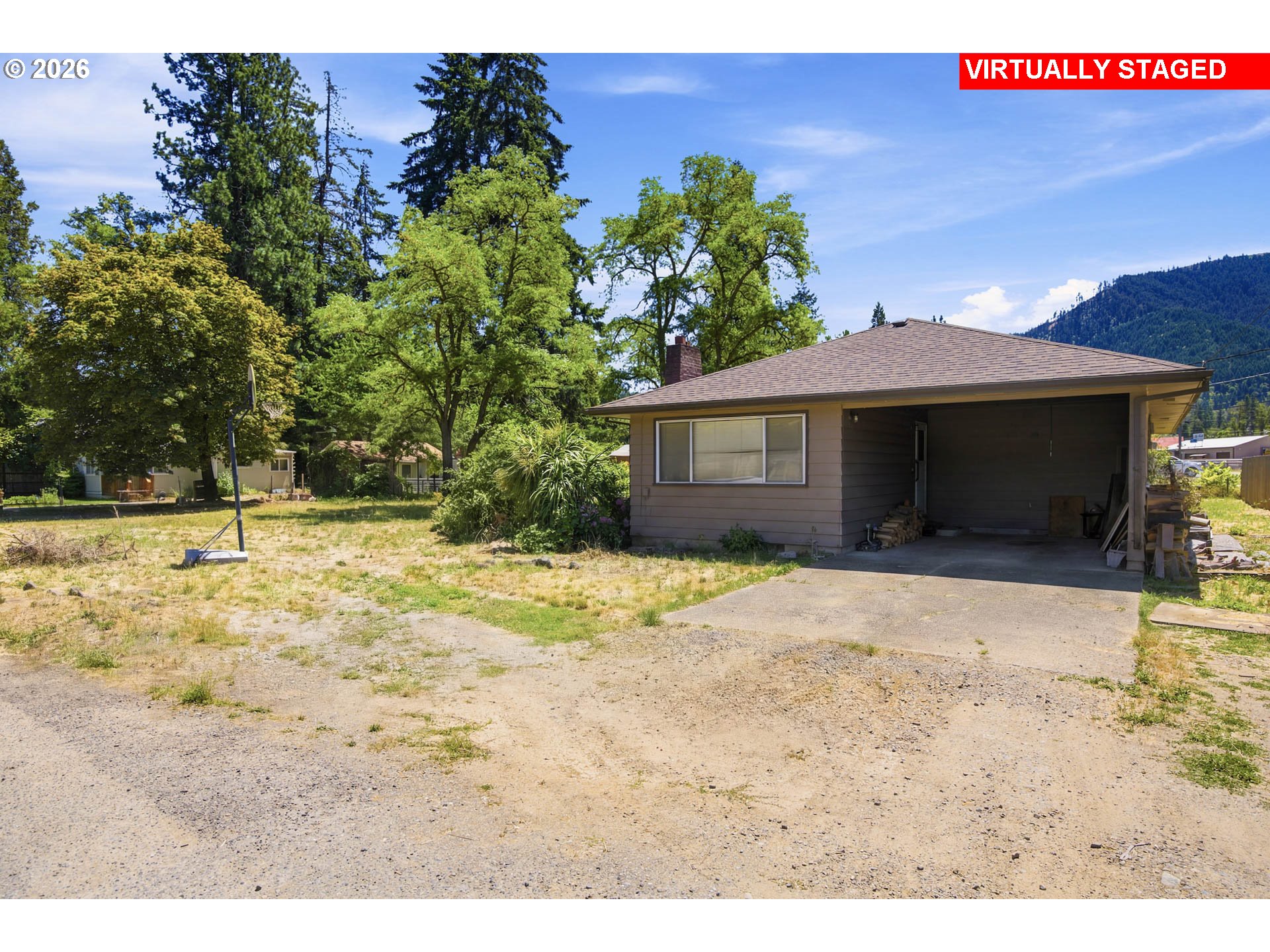151 Long St Property Photo 1
