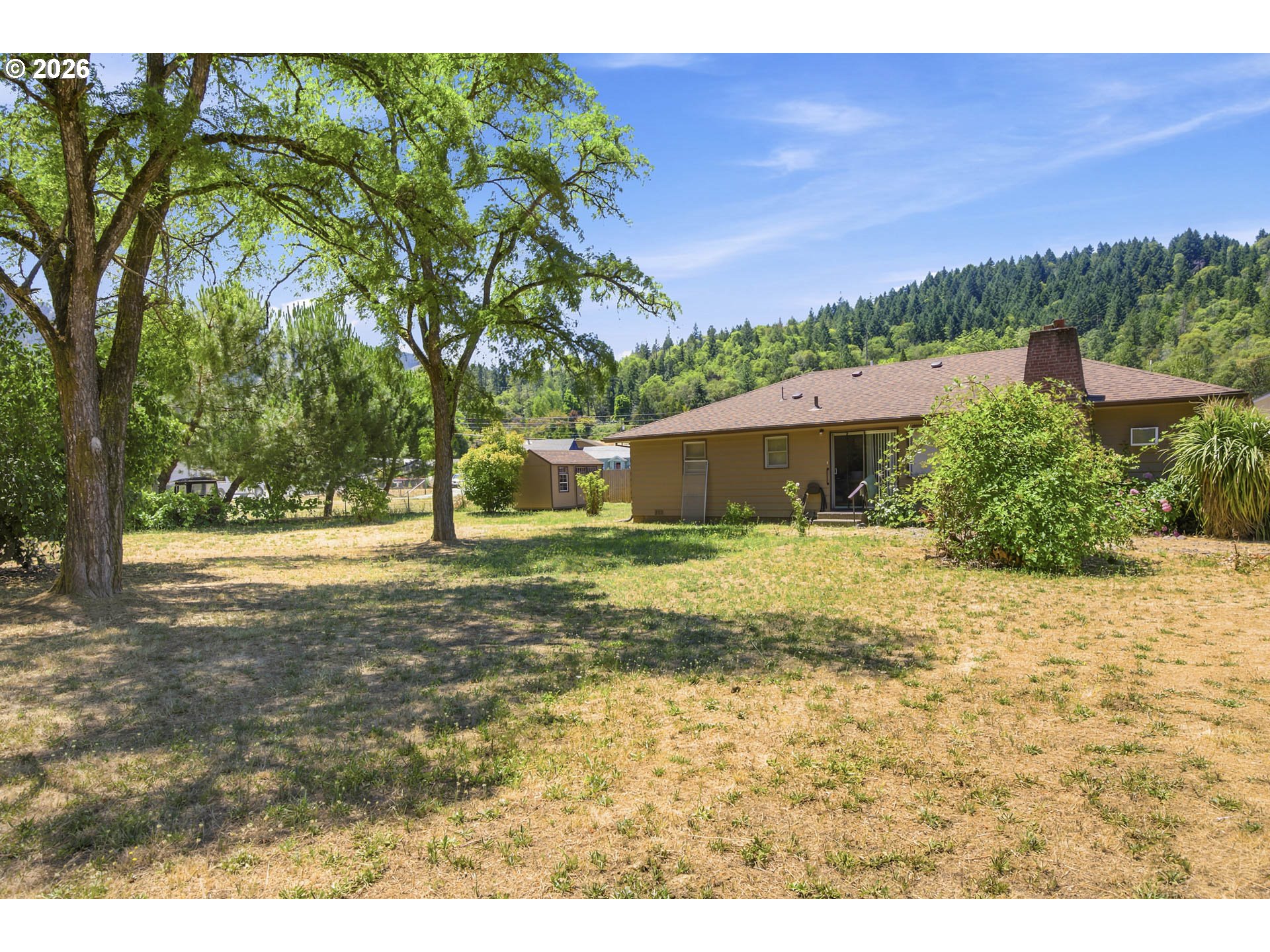 151 Long St Property Photo 2