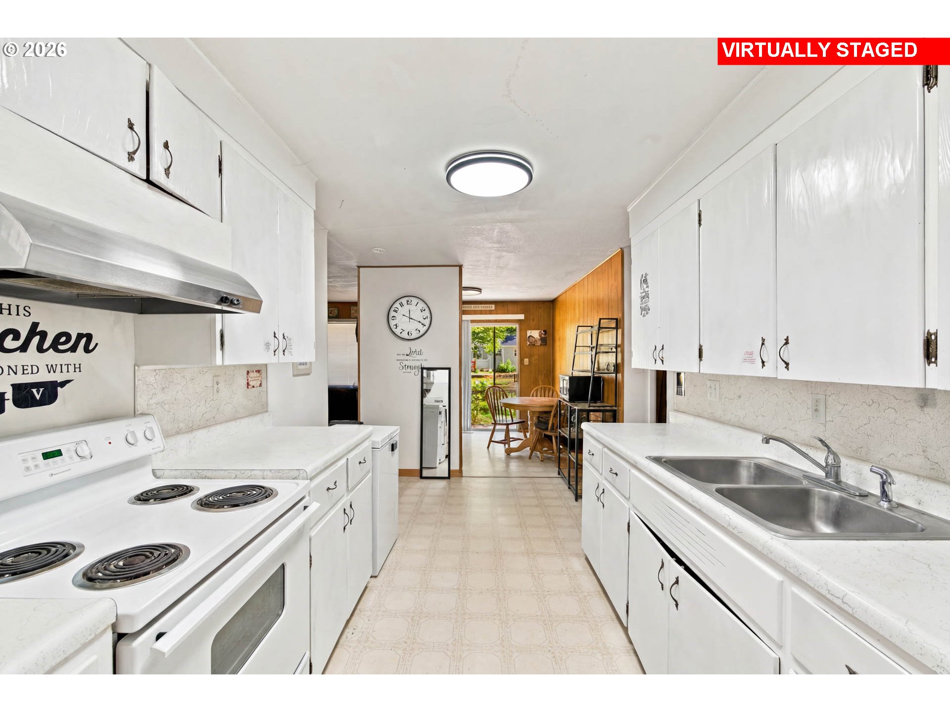 151 Long St Property Photo 7