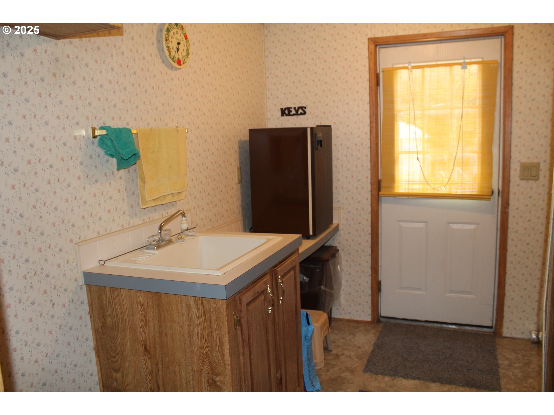 210 N Mountain Blvd Property Photo 15