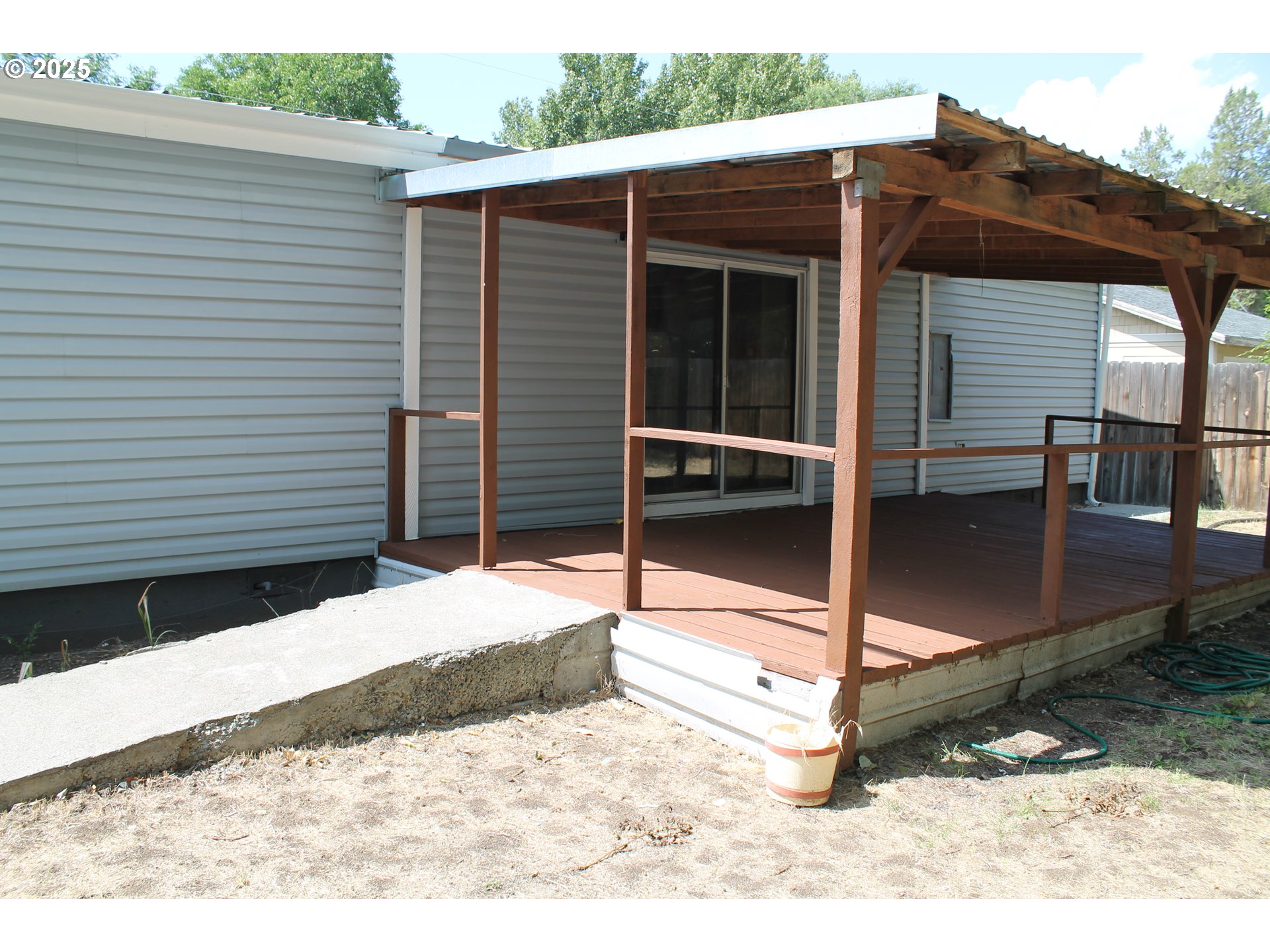210 N Mountain Blvd Property Photo 22