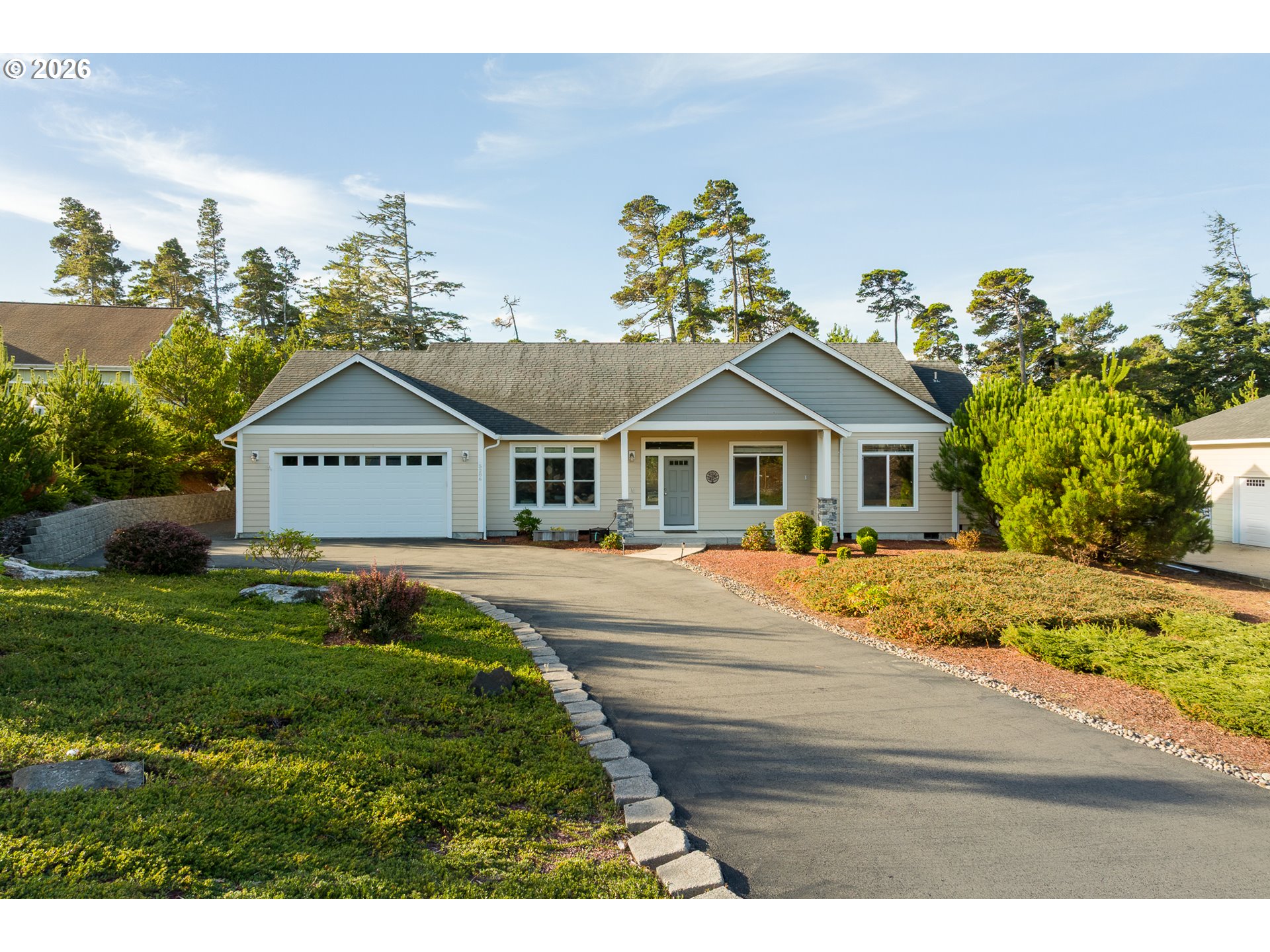 5286 Dunewood Dr Property Photo 1