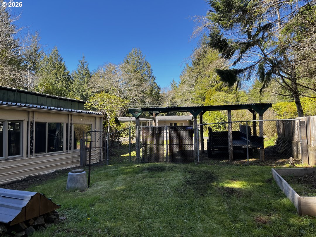 85141 Cedar Dr Property Photo 8
