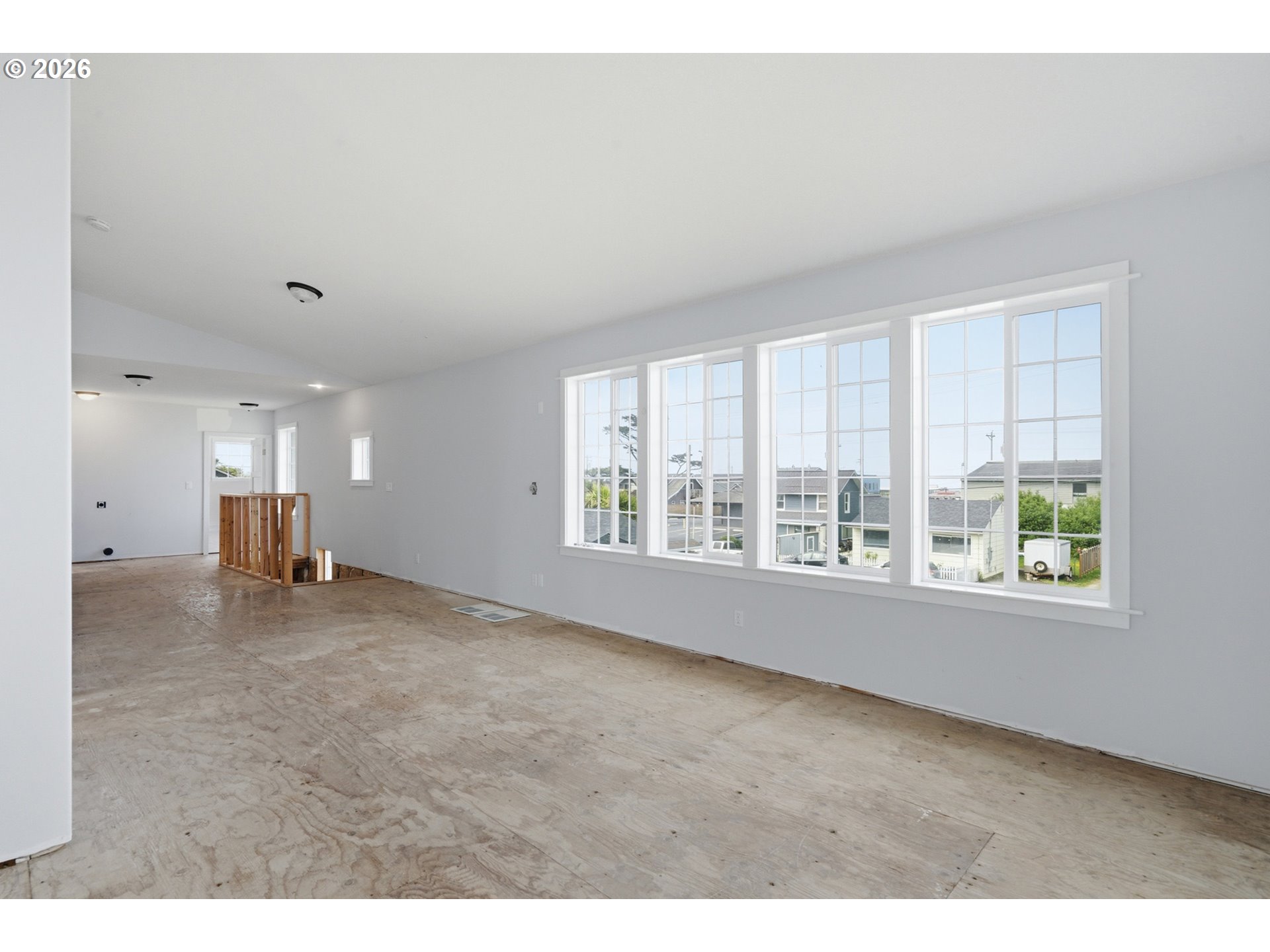 114 S Beacon St Property Photo 22