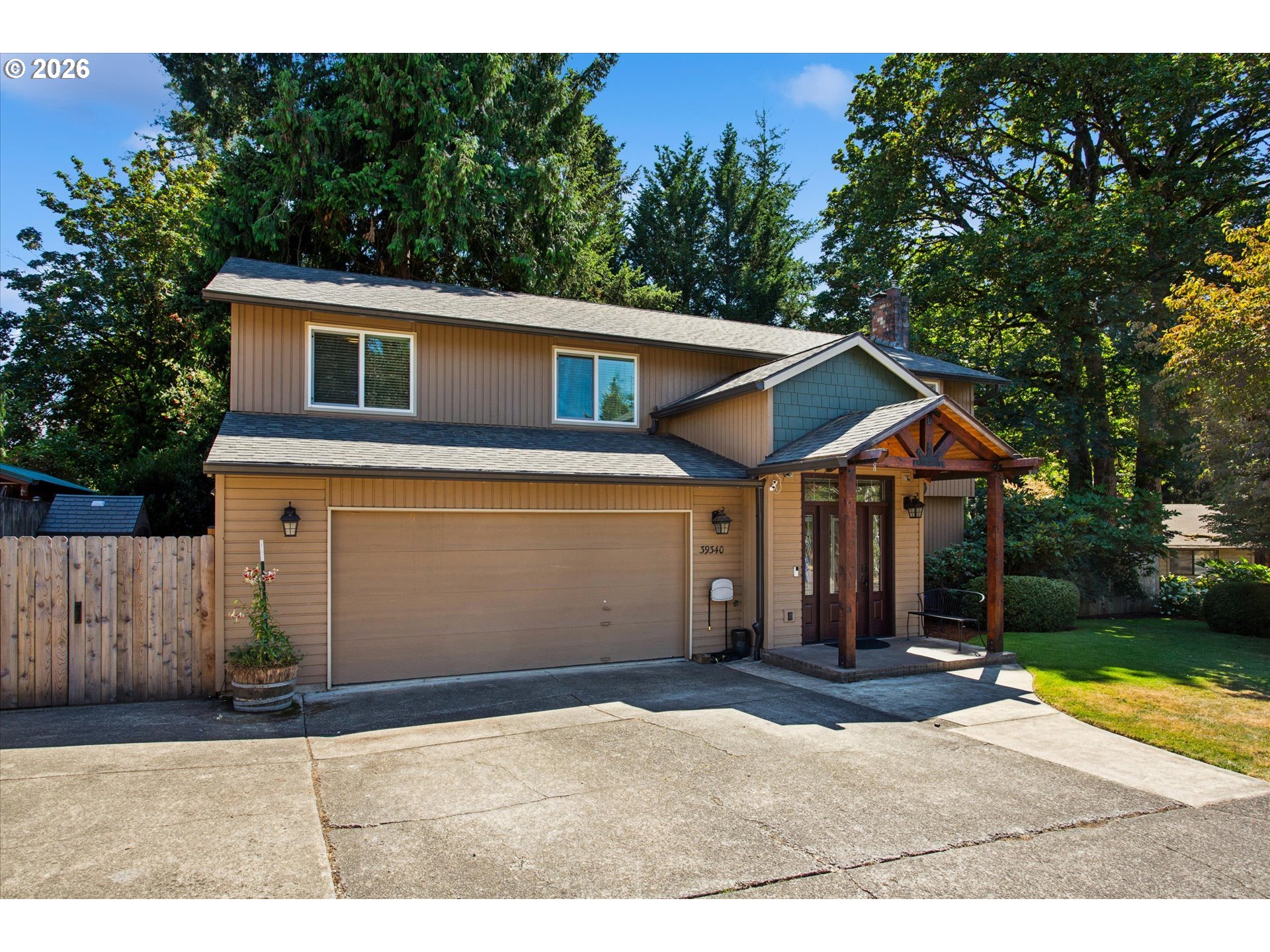 39340 Glover Ct Property Photo 6