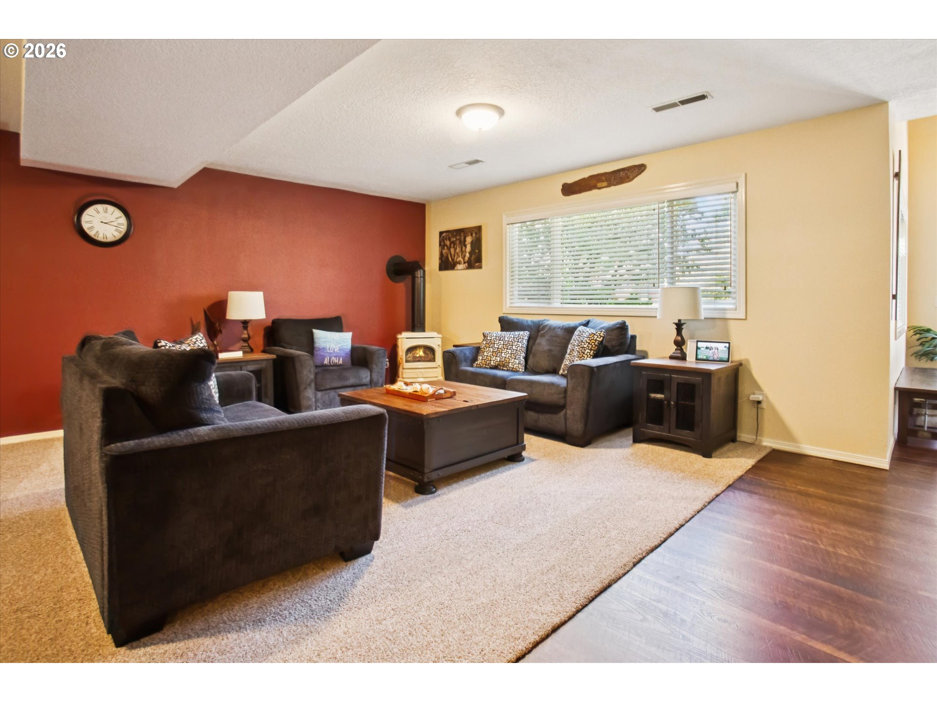 39340 Glover Ct Property Photo 13