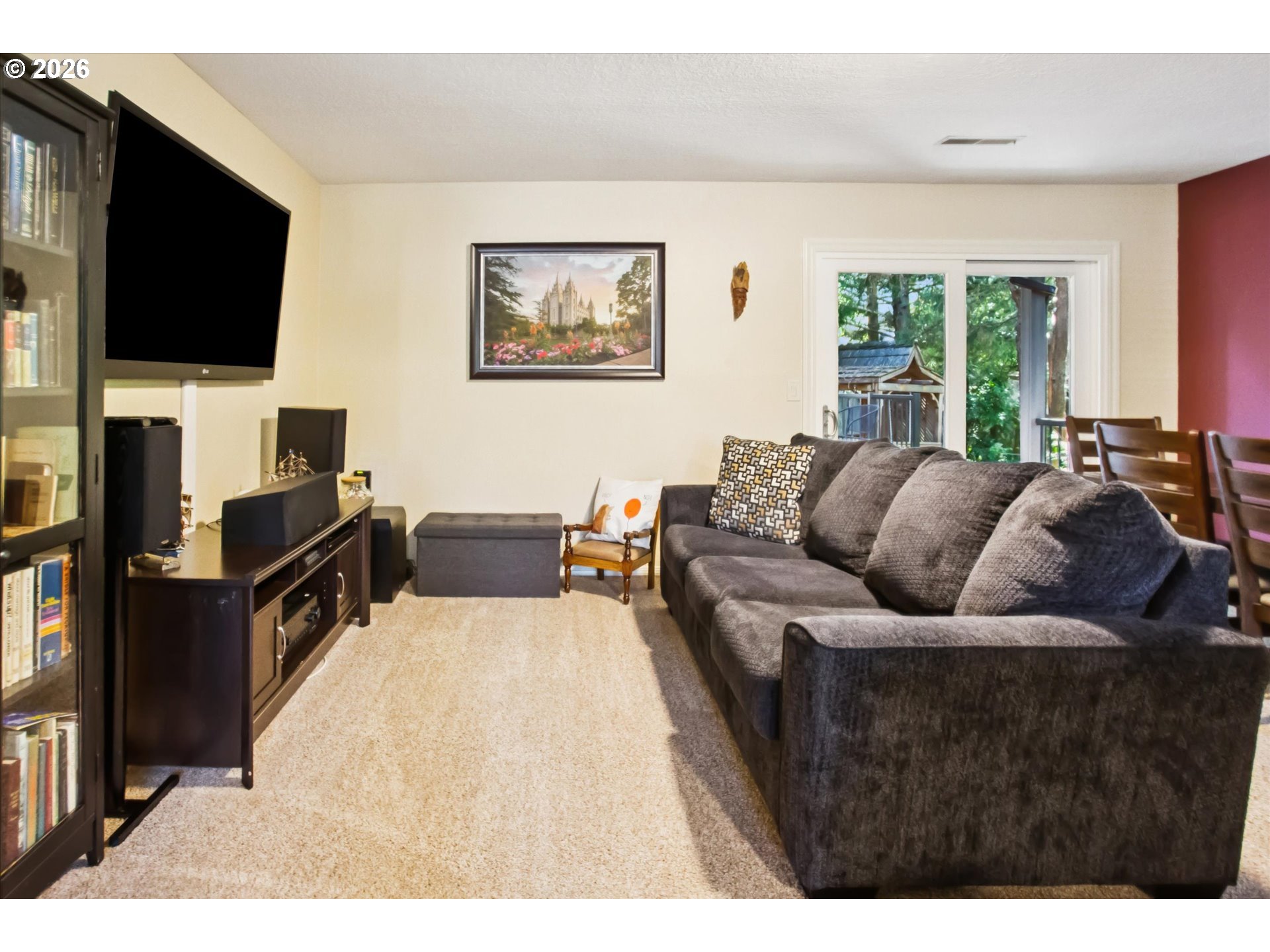 39340 Glover Ct Property Photo 14