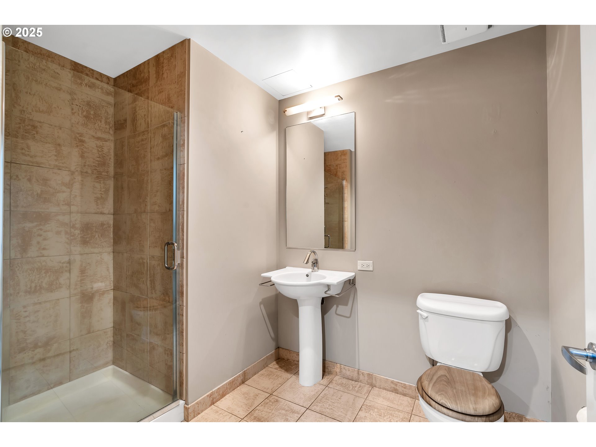 922 Nw 11th Ave 307 Property Photo 13