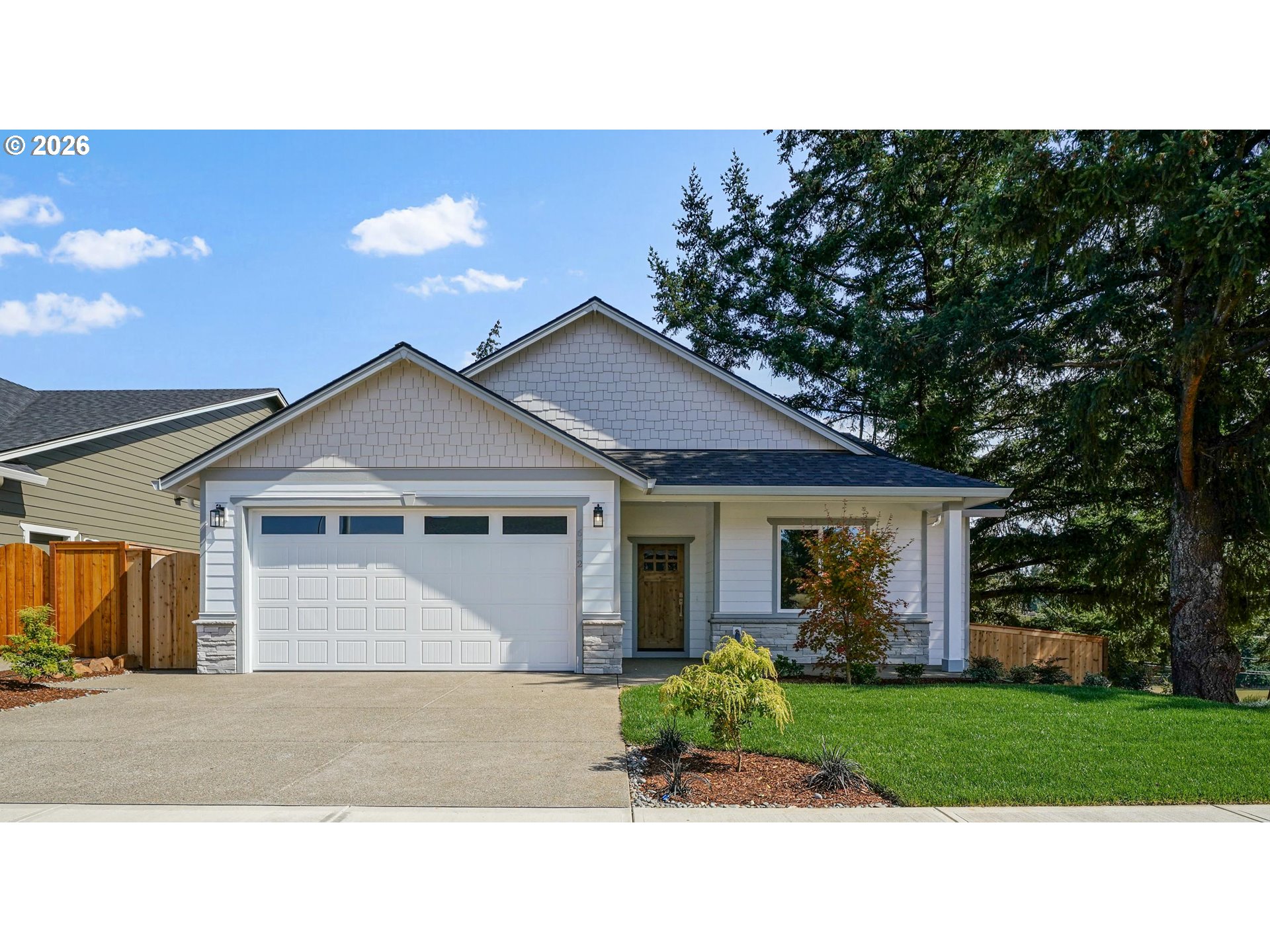 6752 Naomi Danielle ST SE Property Photo 1