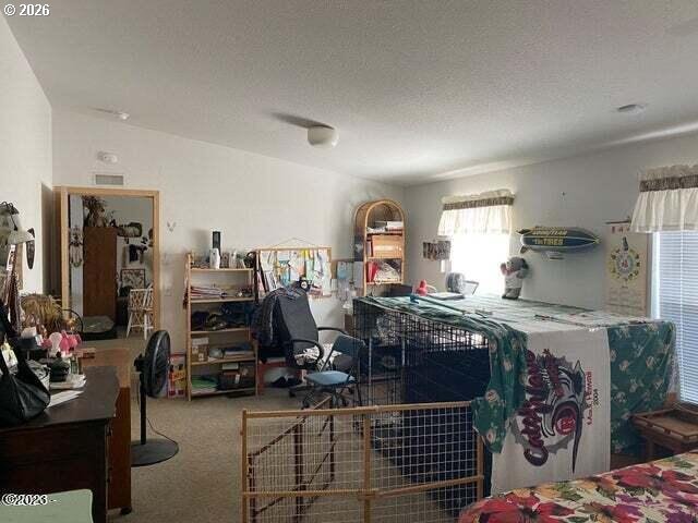 2867 N North Bank Rd Property Photo 16