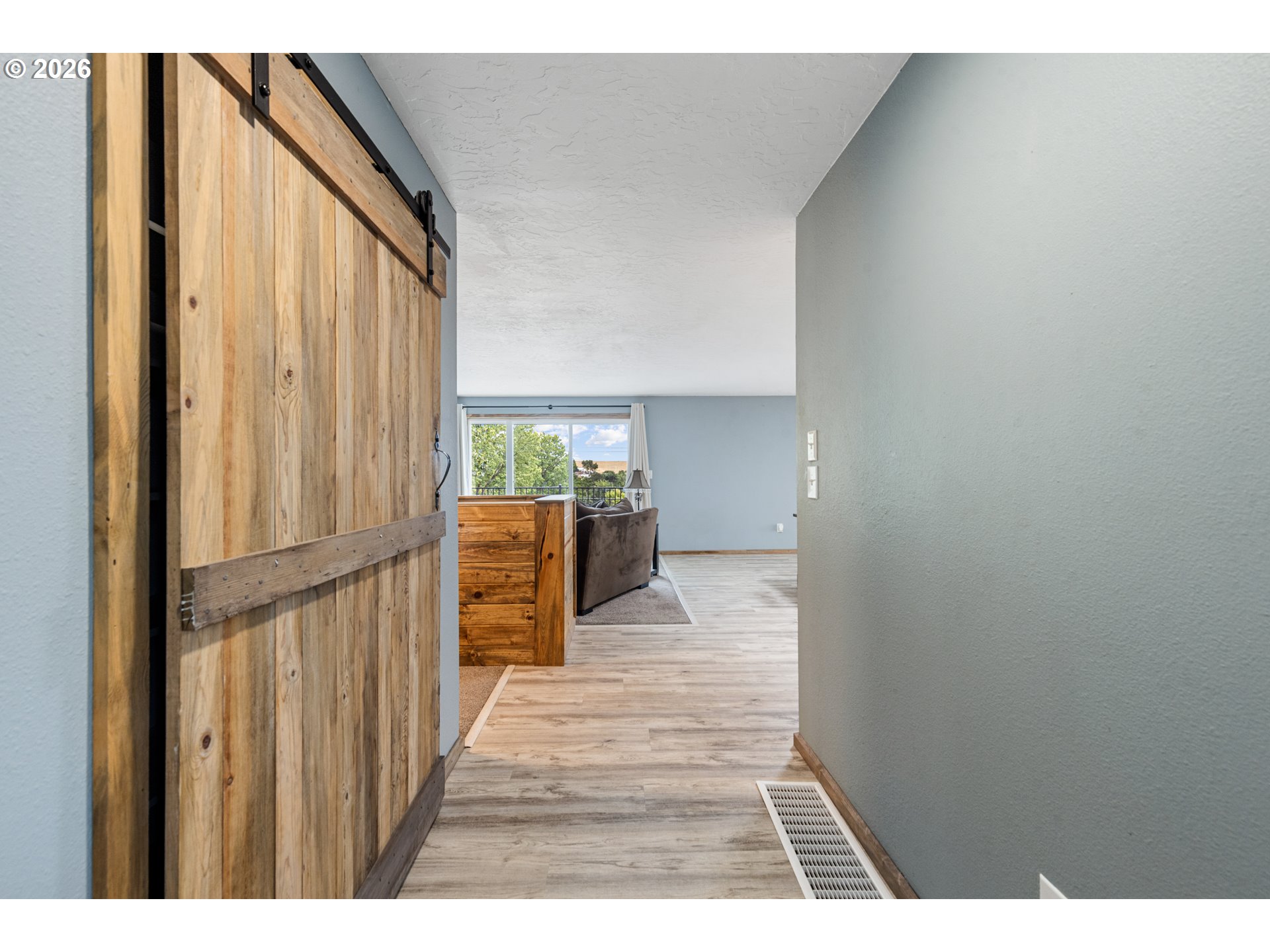 2106 Sw Nye Ave Property Photo 5