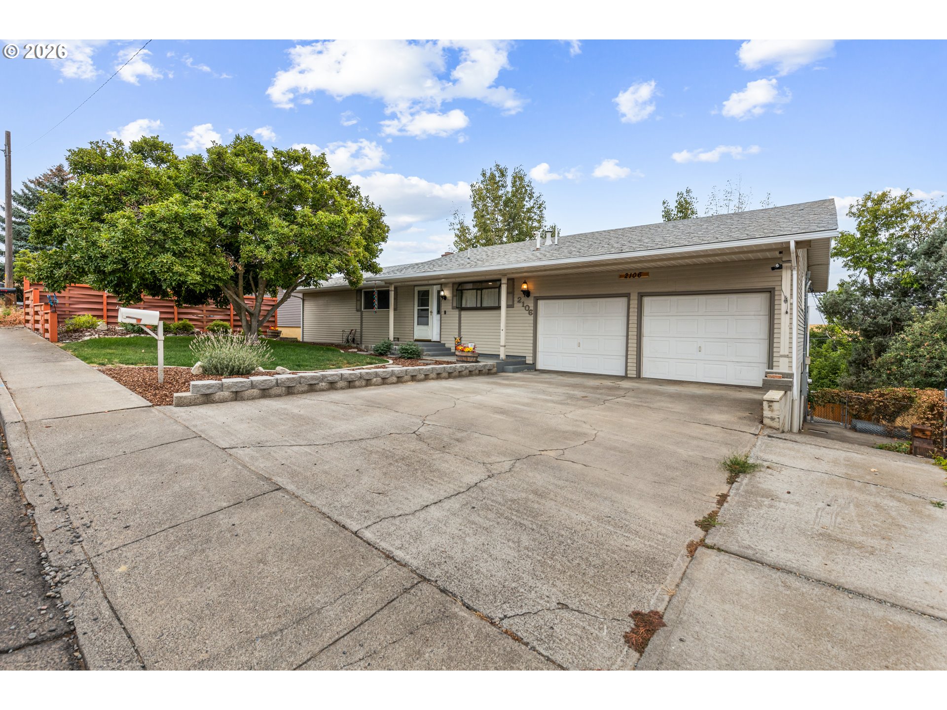 2106 Sw Nye Ave Property Photo 44