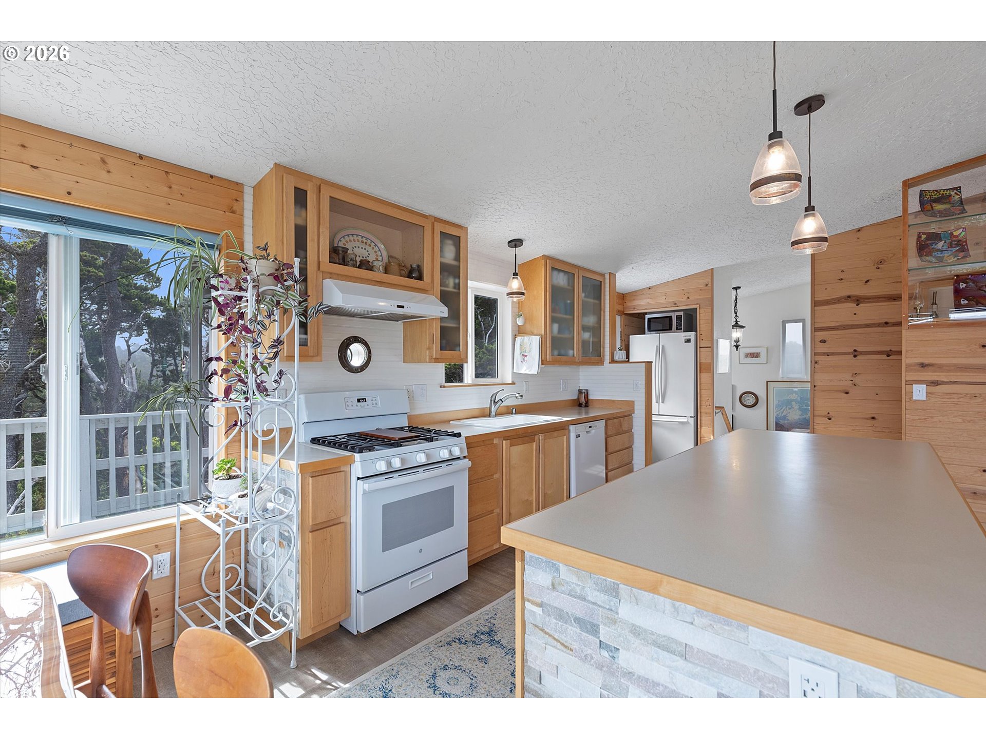 5970 El Mar Ct Property Photo 6