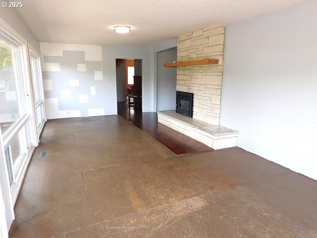 875 Park Dr Property Photo 10