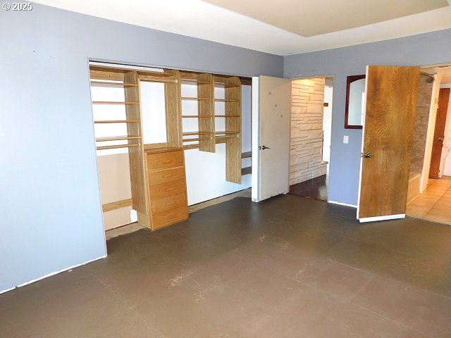 875 Park Dr Property Photo 24