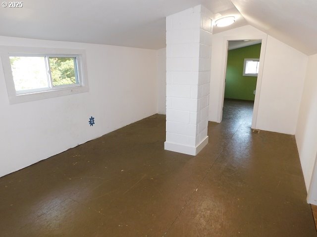 875 Park Dr Property Photo 30