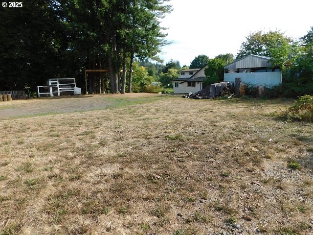 875 Park Dr Property Photo 40