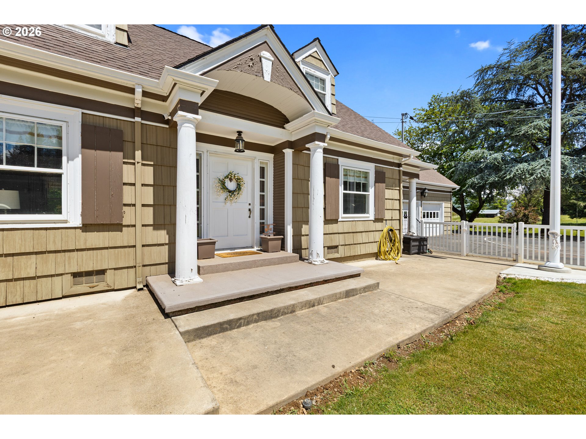 1631 Glenbrook Loop Rd Property Photo 10