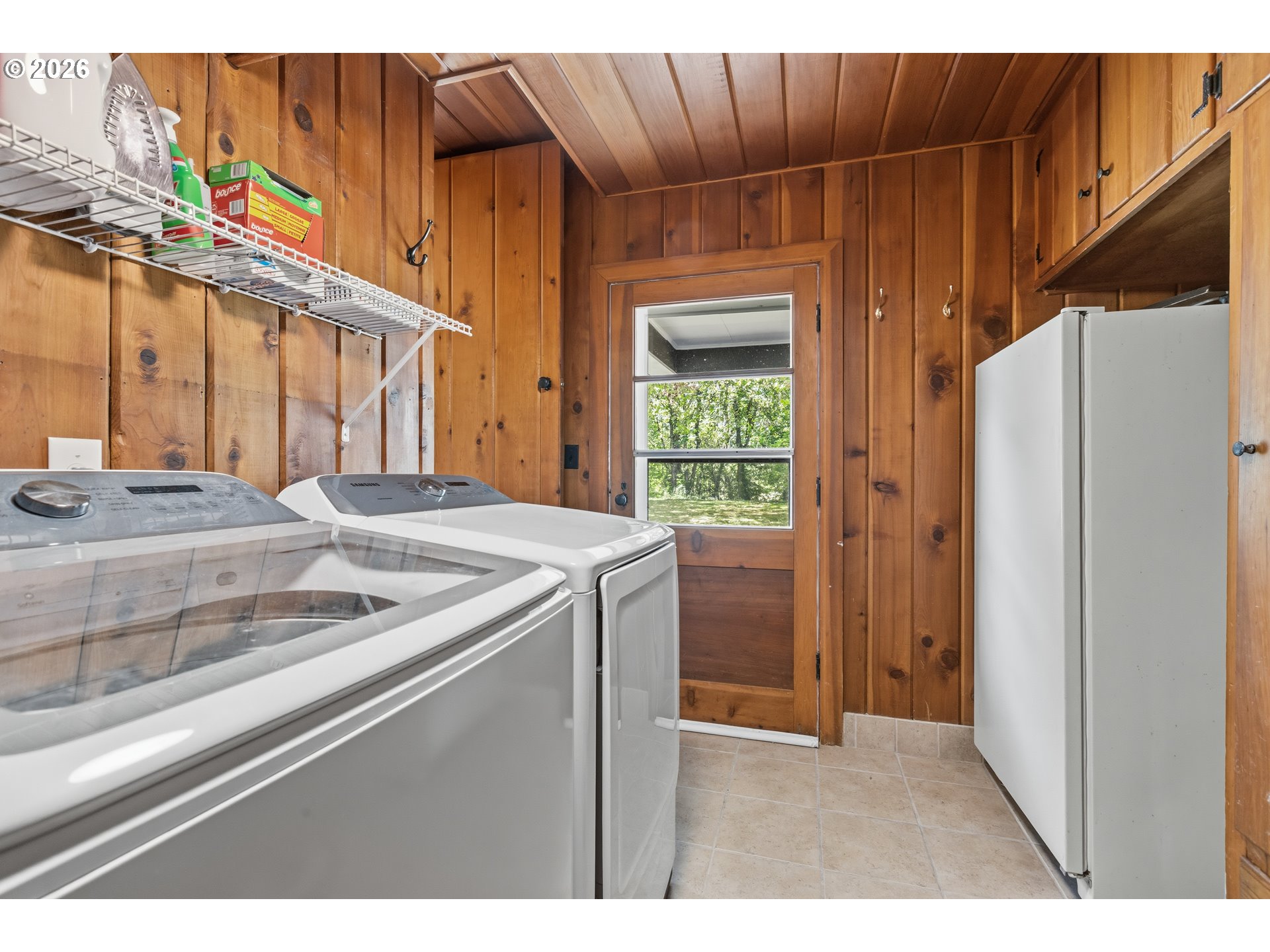 1631 Glenbrook Loop Rd Property Photo 39