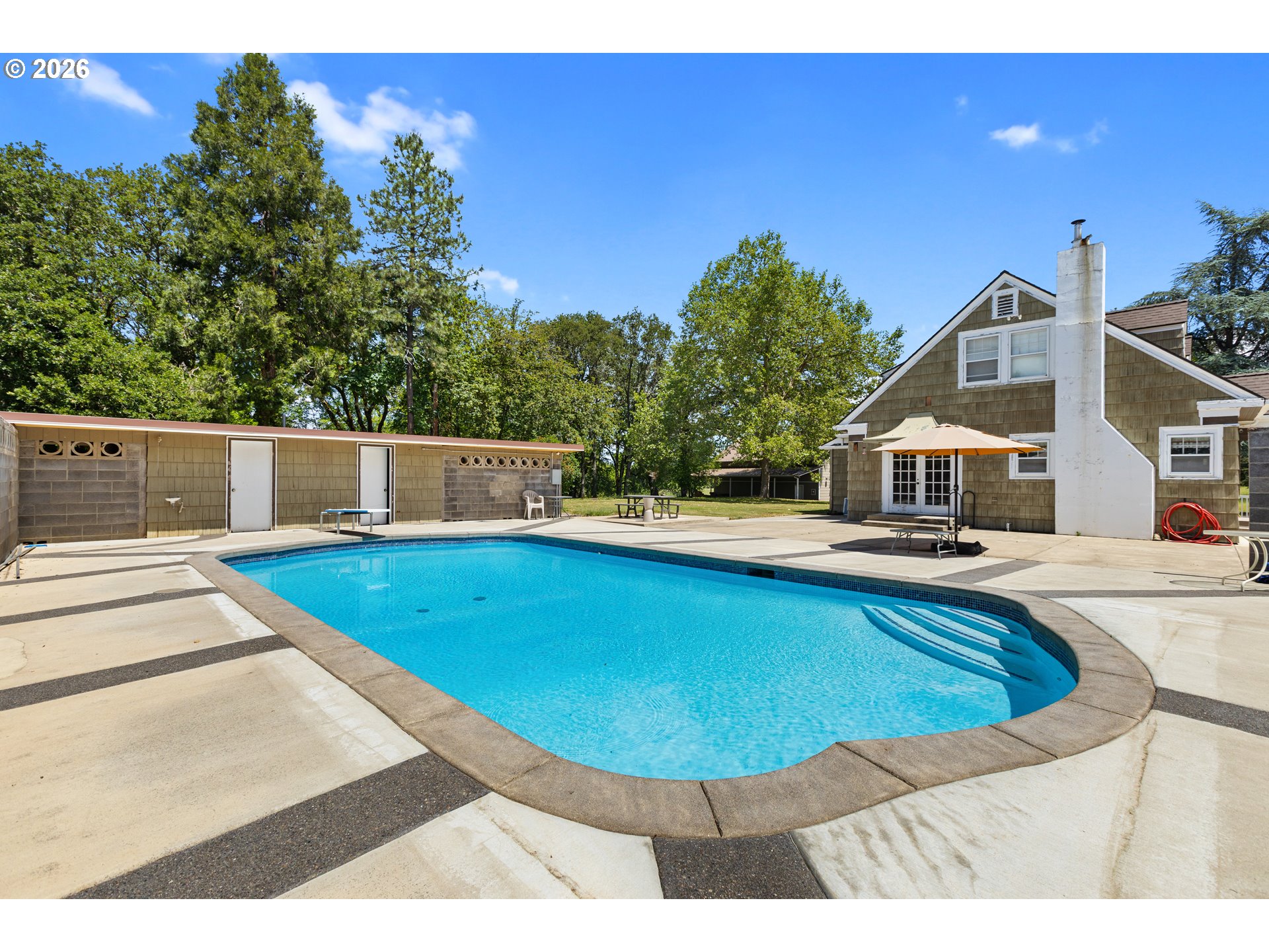 1631 Glenbrook Loop Rd Property Photo 42