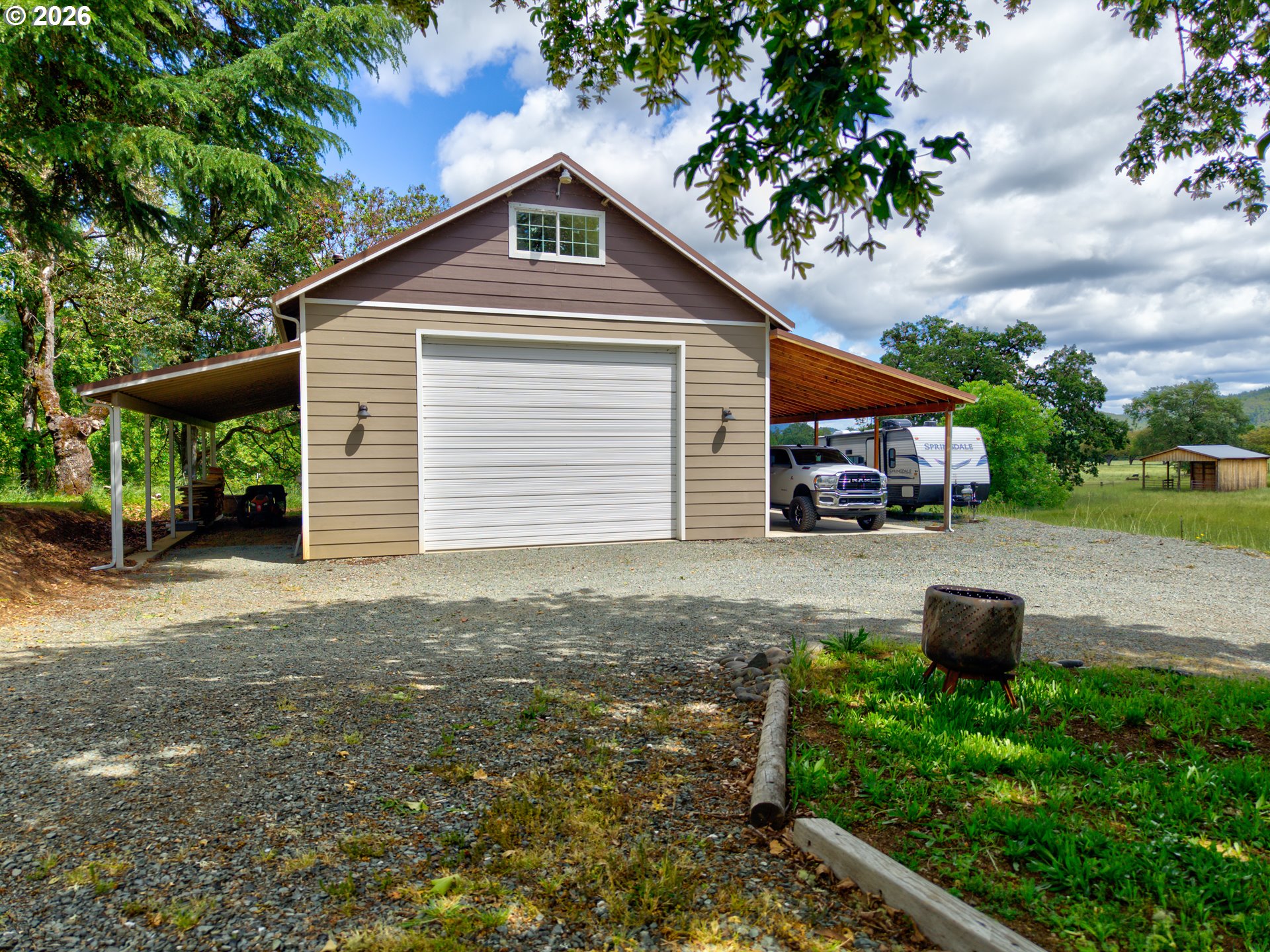 1631 Glenbrook Loop Rd Property Photo 43