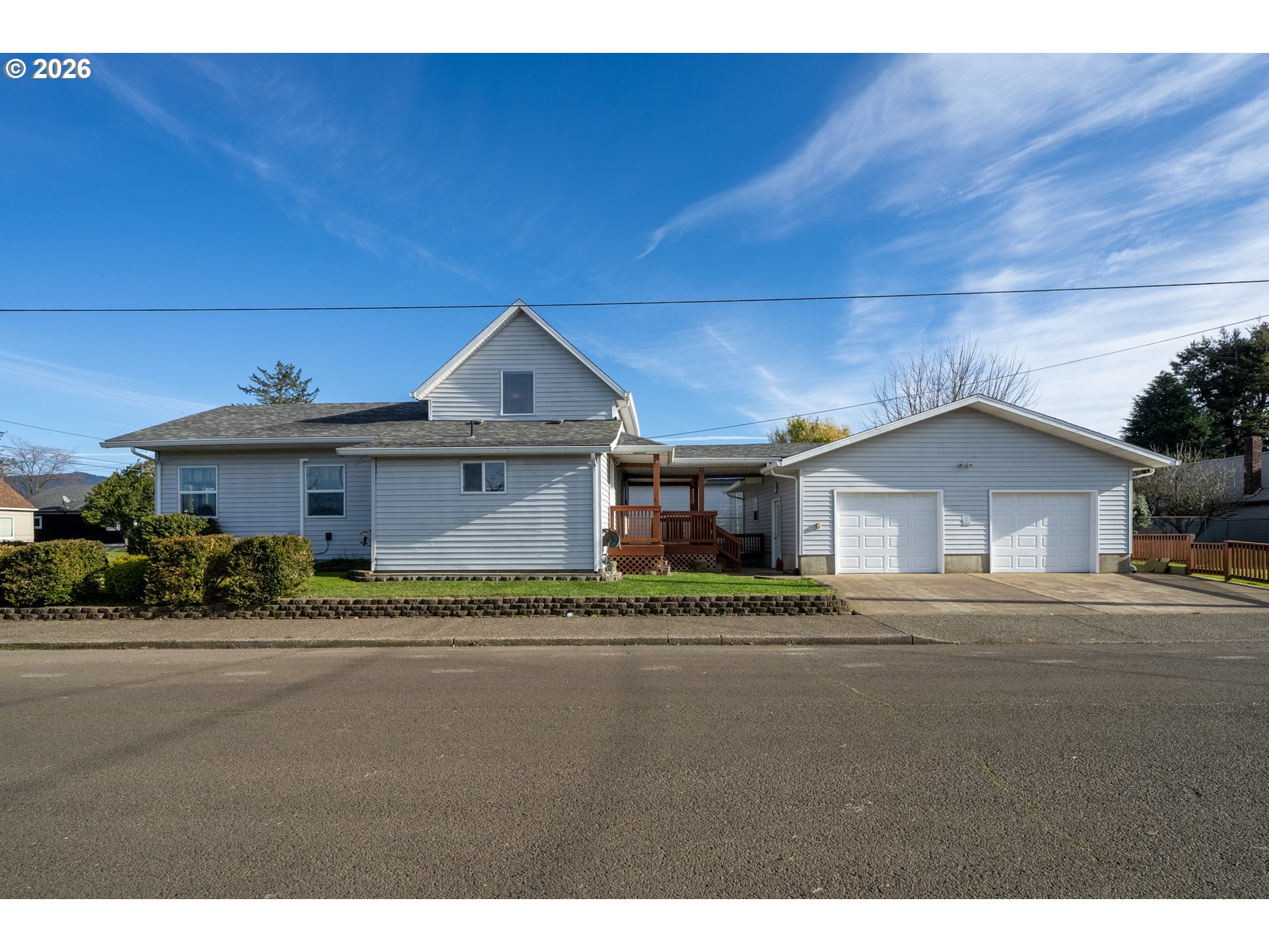 1403 5TH ST Property Photo 1