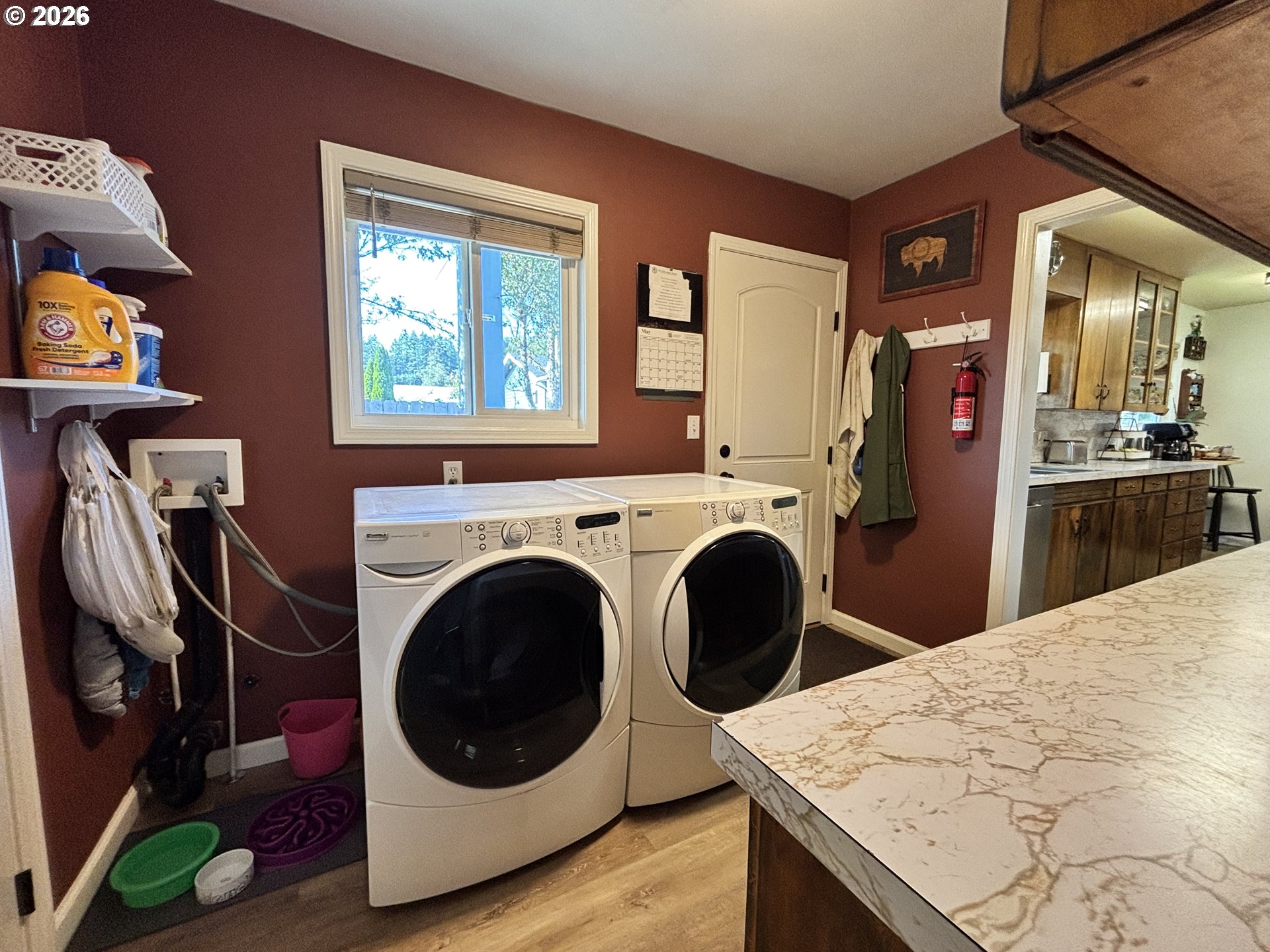 537 Art St Property Photo 18