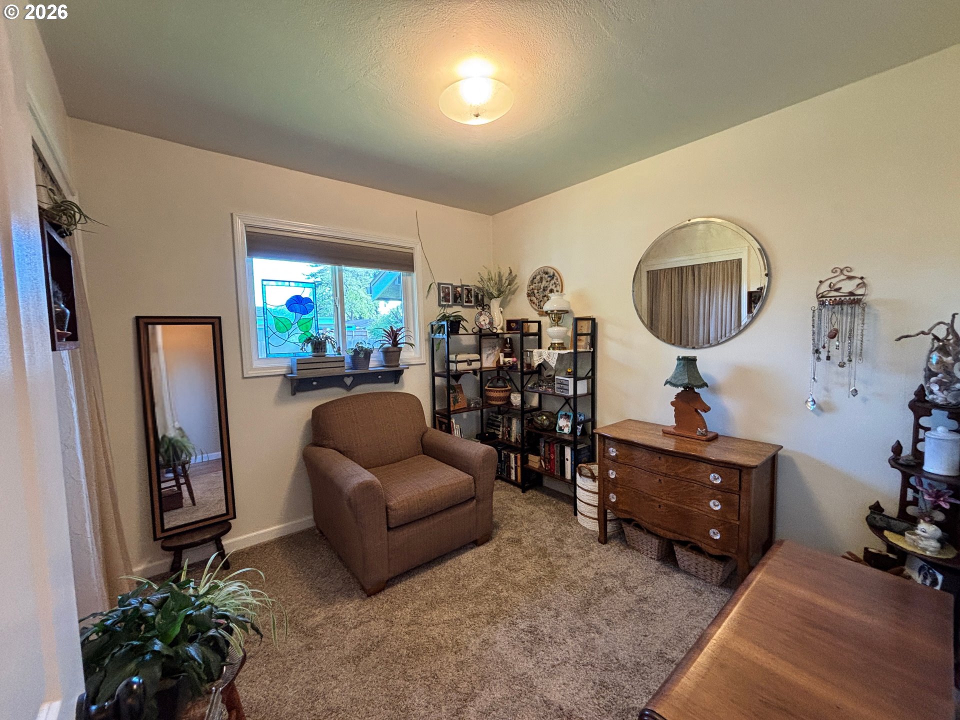 537 Art St Property Photo 23