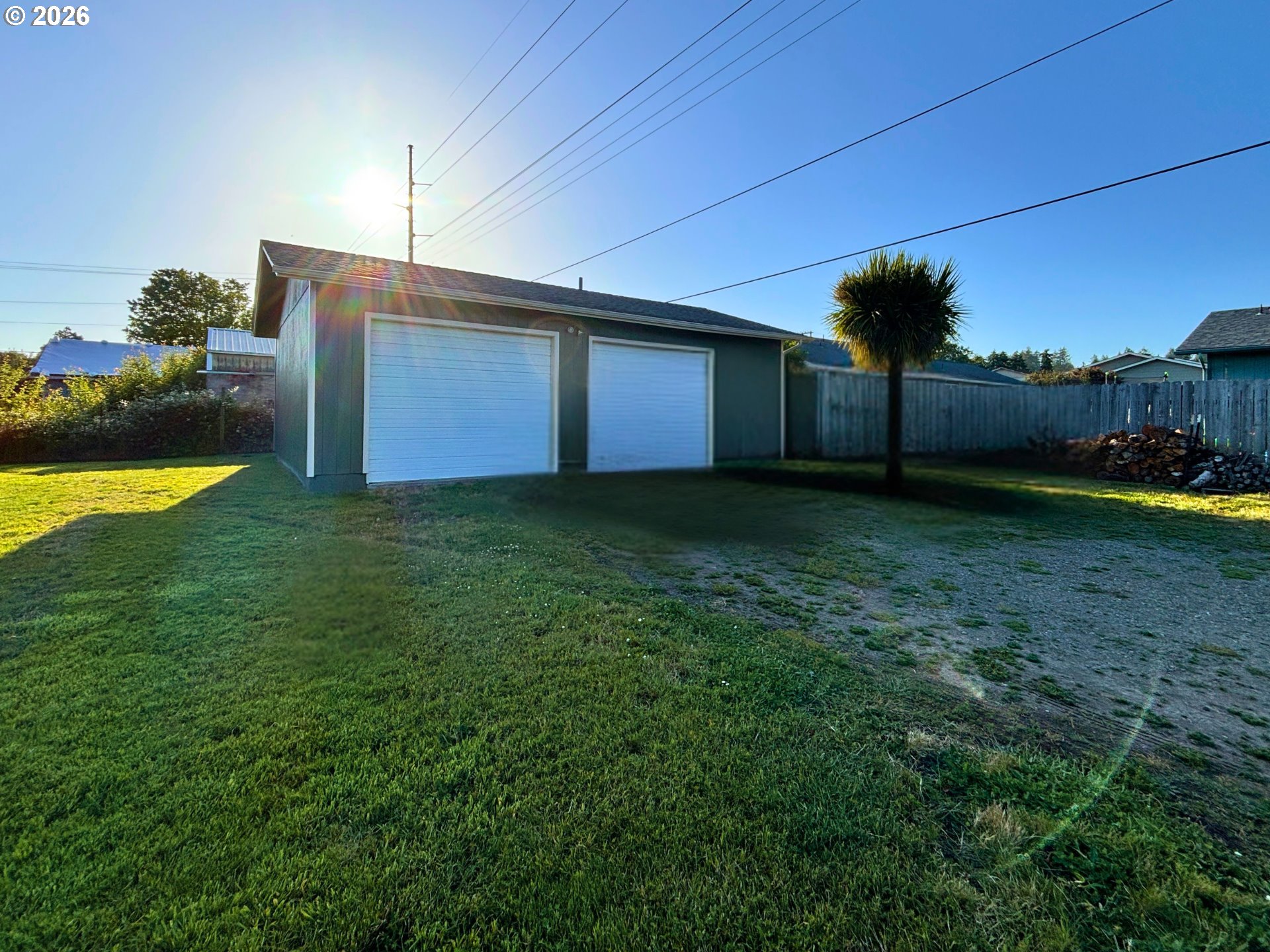 537 Art St Property Photo 36