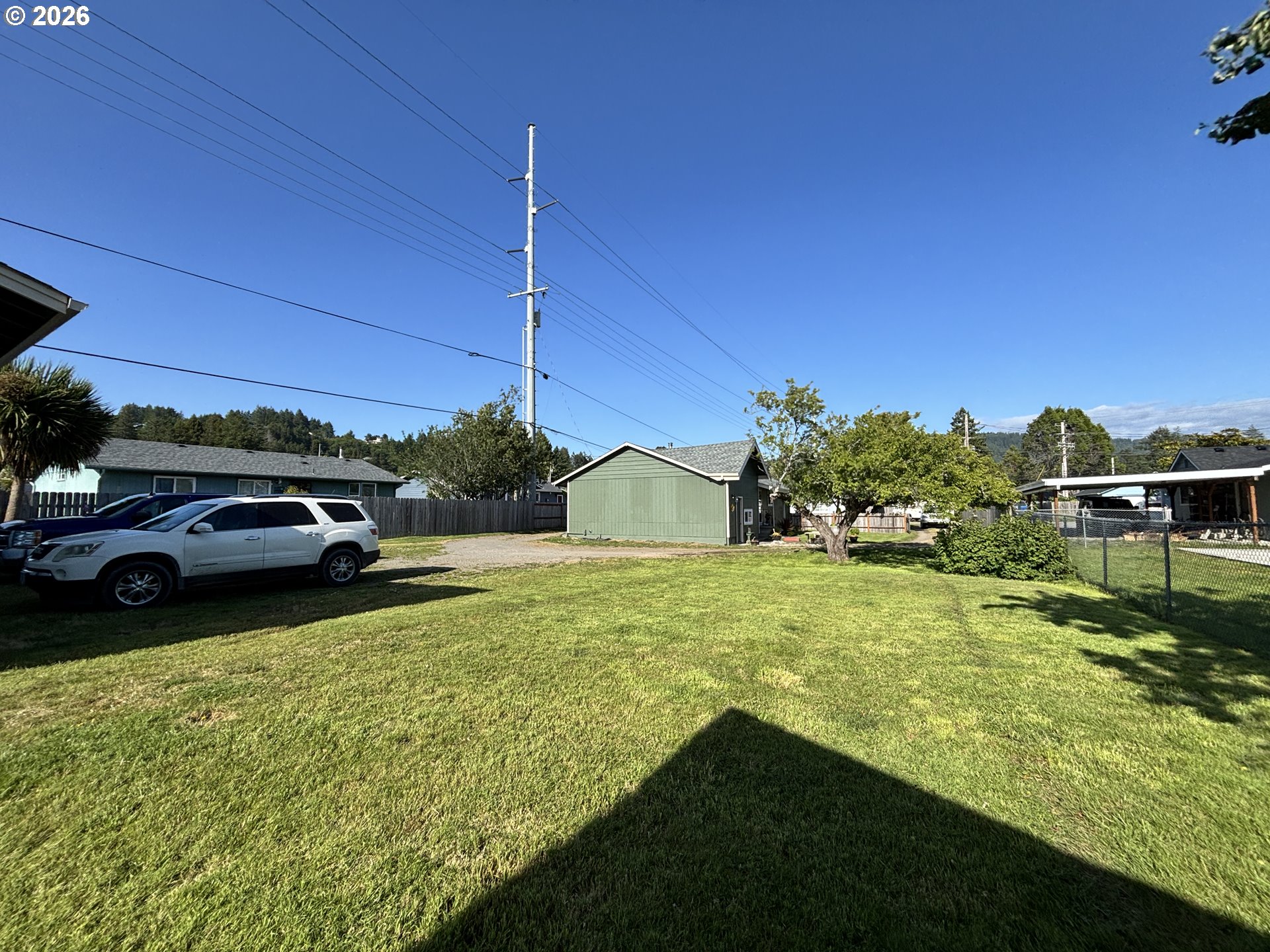 537 Art St Property Photo 43